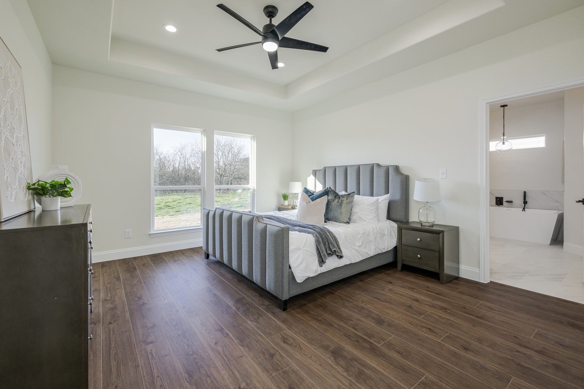 Private Road 1264. Brashear, TX 75420