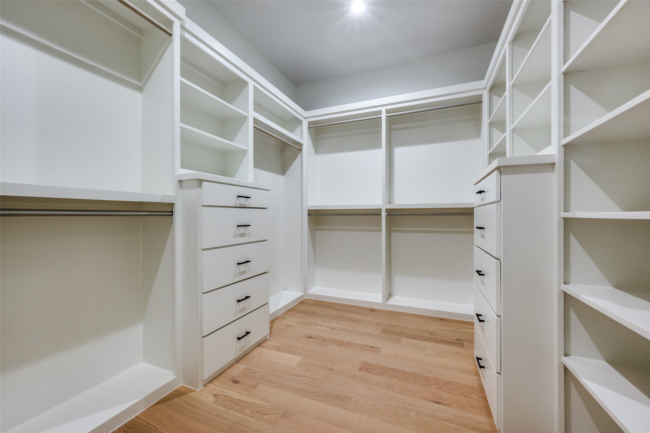 2909 Southbay Circle. Northlake, TX 76226