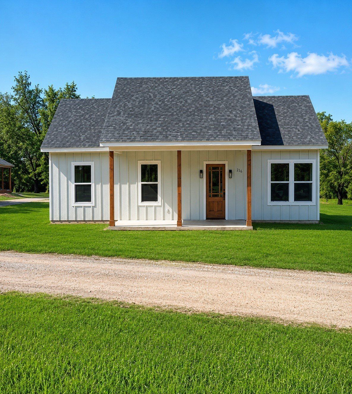 216 W Cardinal. Ector, TX 75439