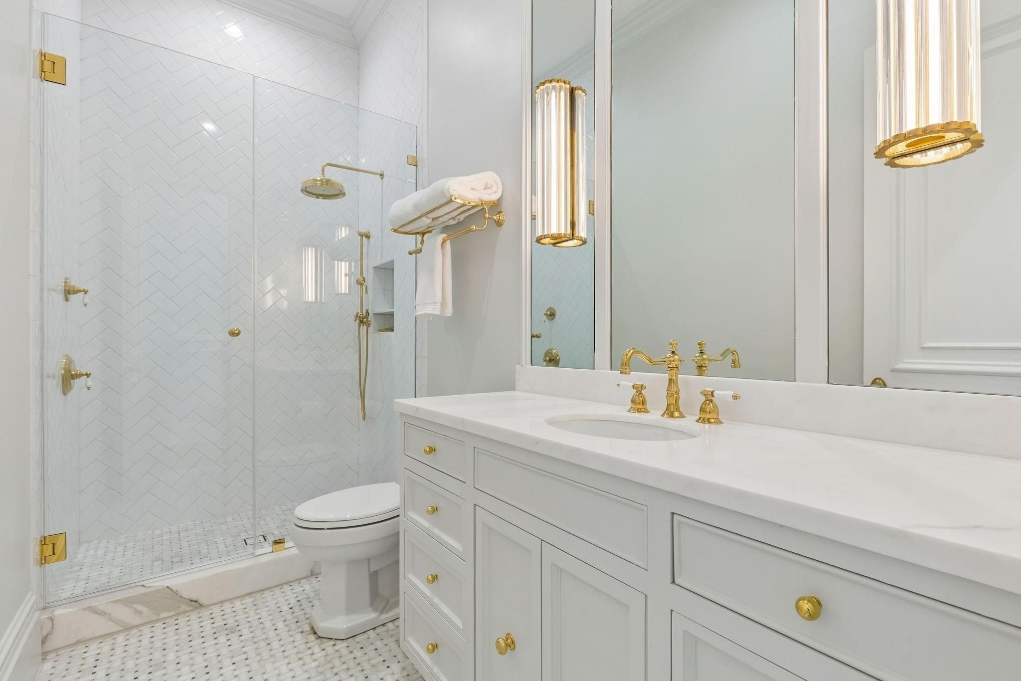 2003 Morgan Road. Southlake, TX 76092