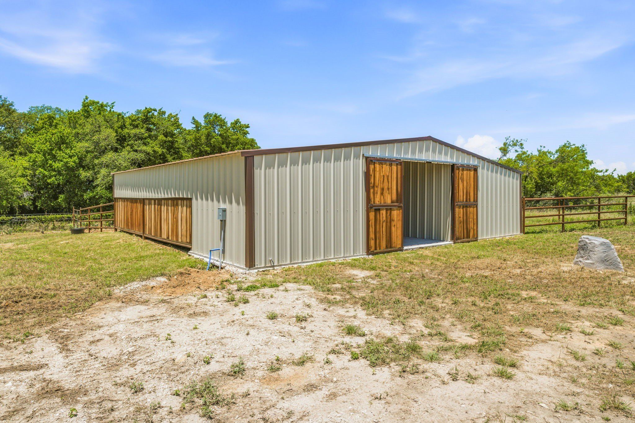 7414 Boswell Court. Lipan, TX 76462
