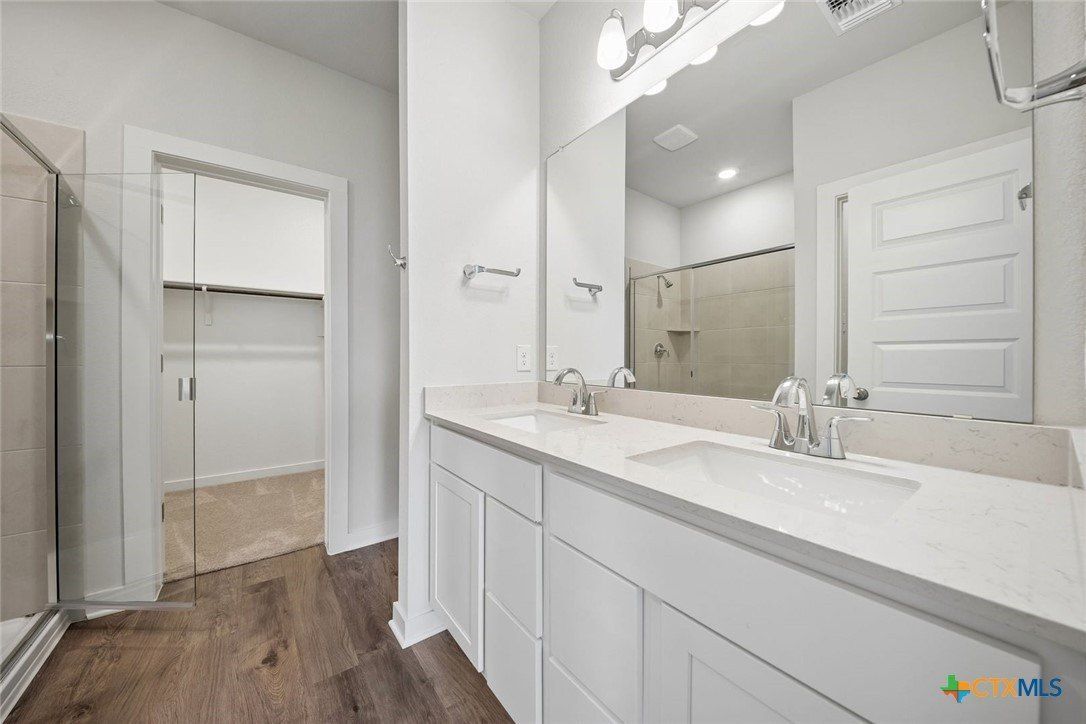 10913 Tallsalt Drive. Austin, TX 78754