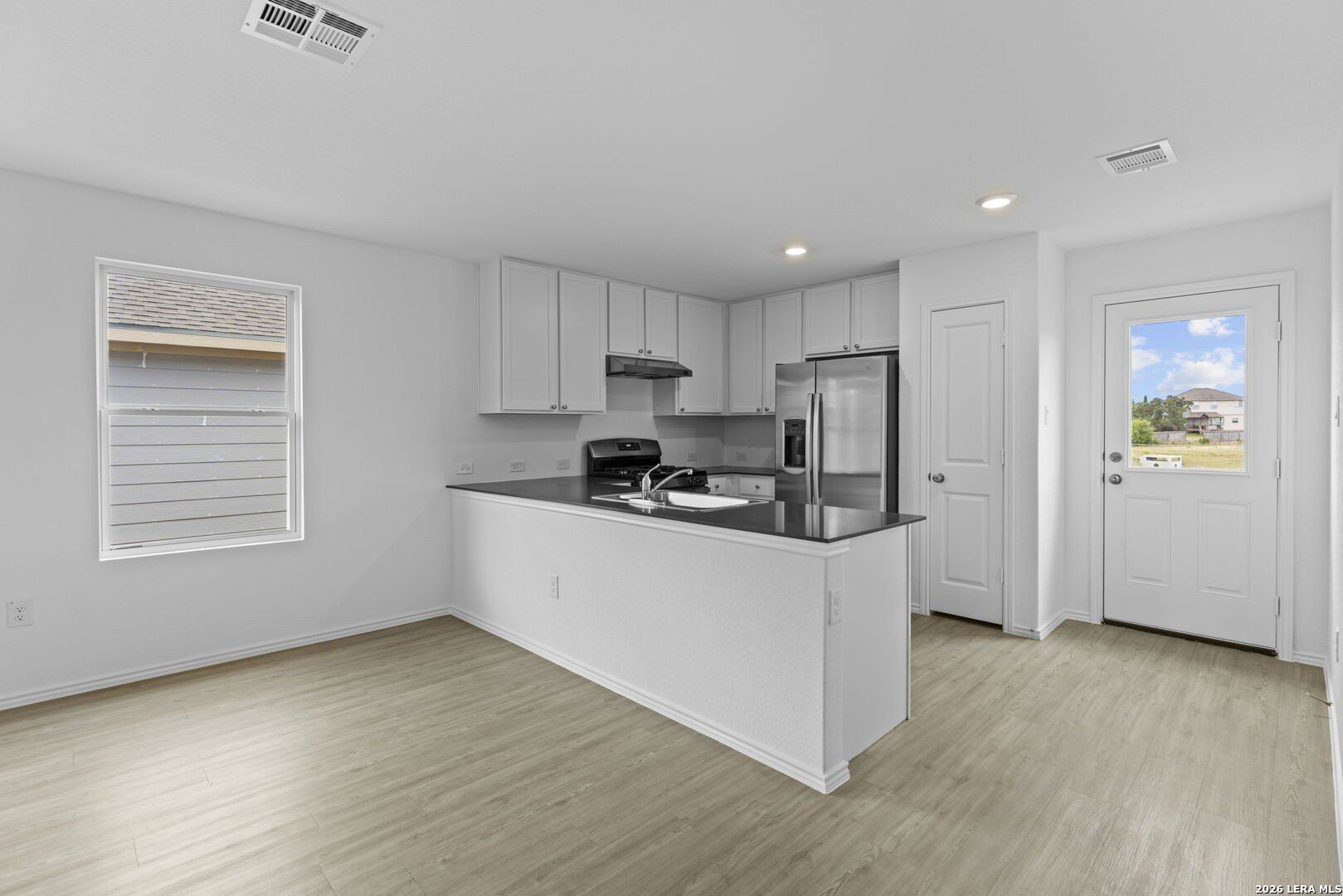 1007 Landon Rdg. San Antonio, TX 78245