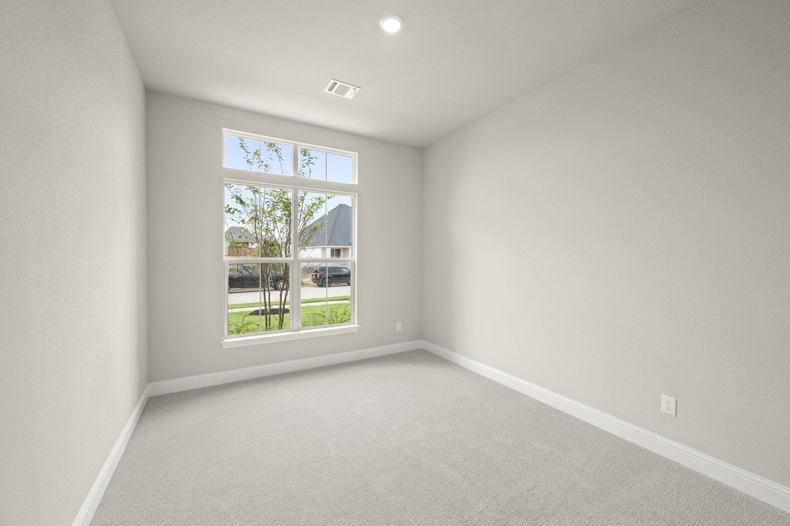 241 Pine Leaf Trail. Waxahachie, TX 75165