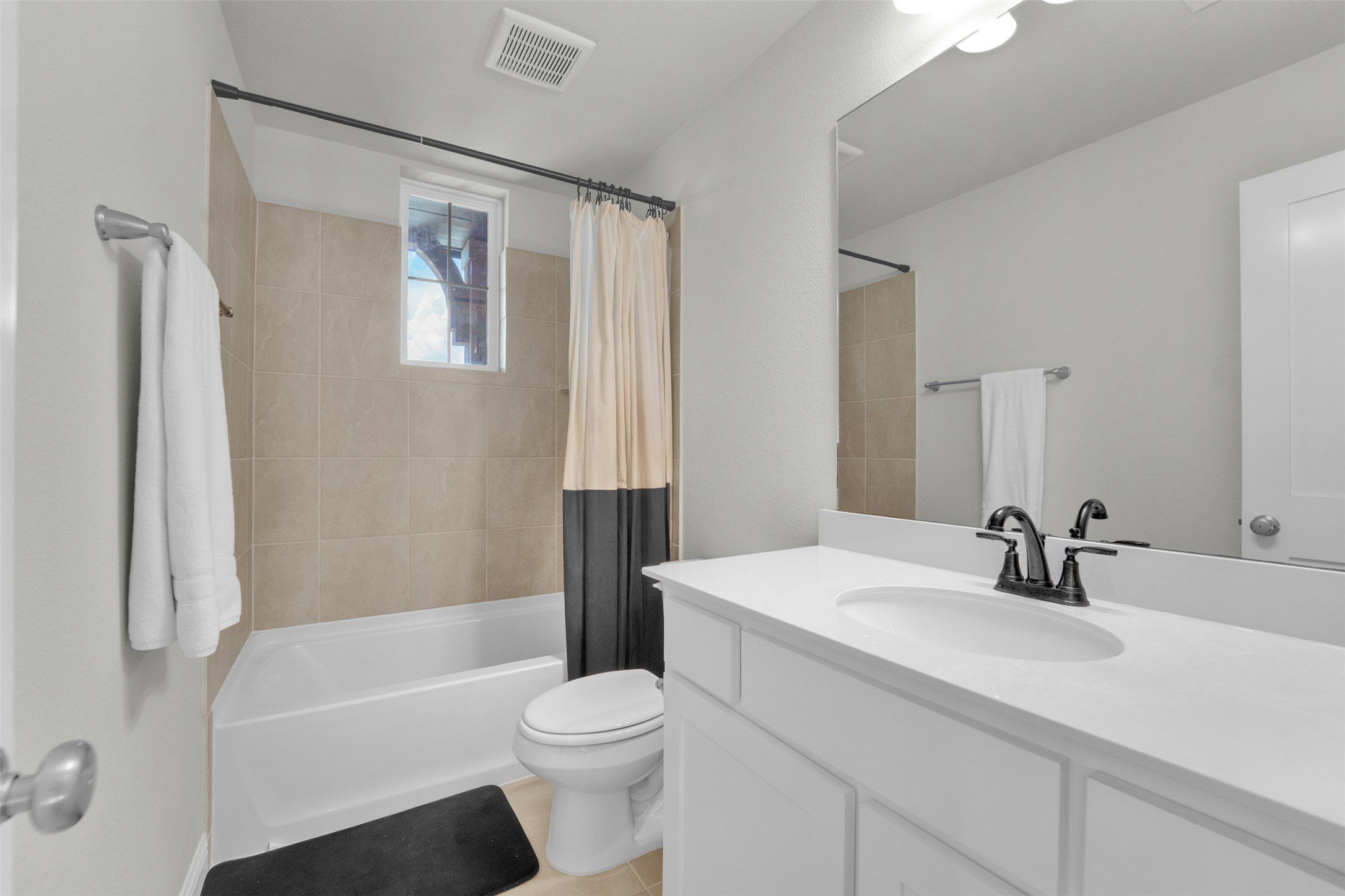 3520 Helios Lane. Corinth, TX 76208