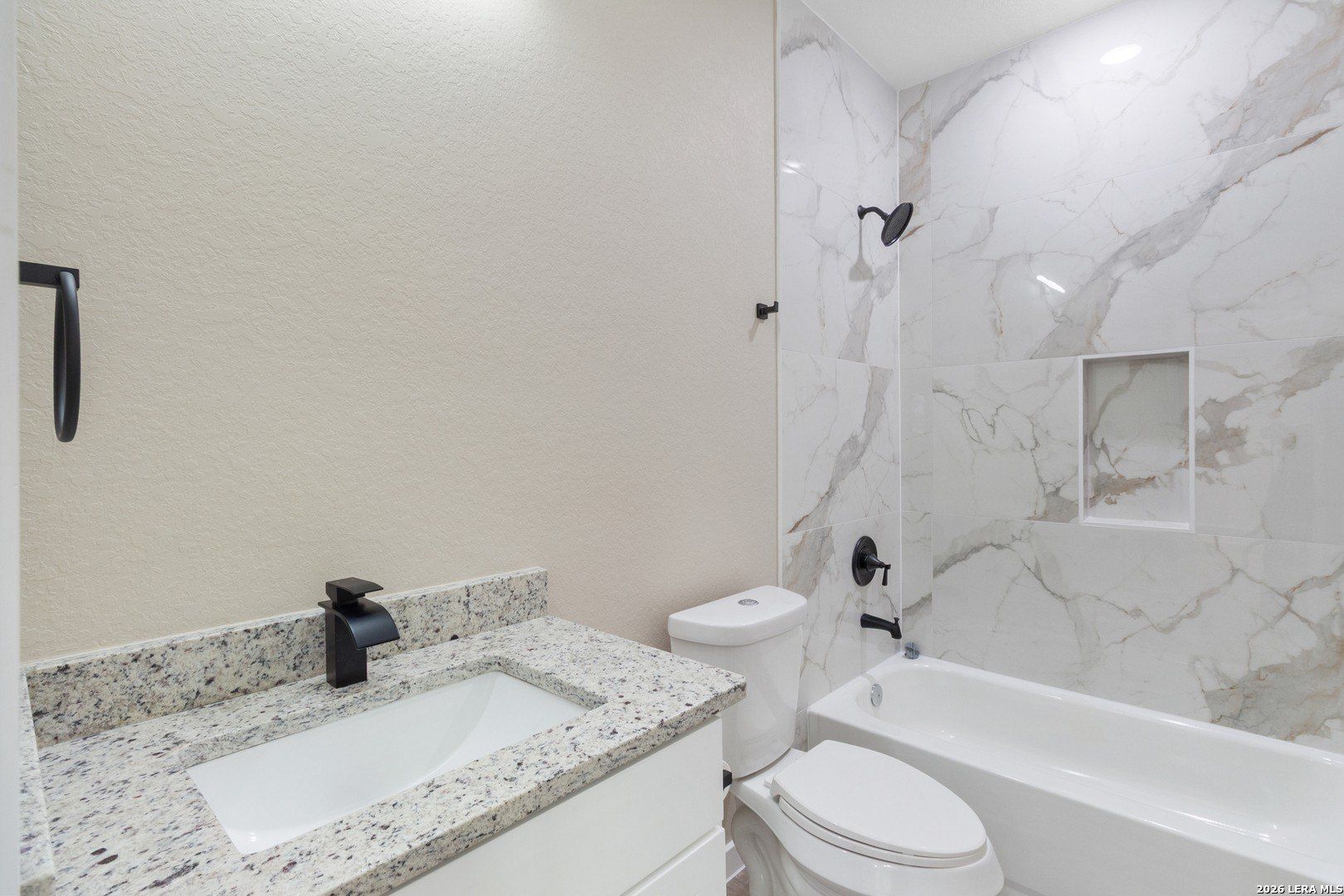202 Segura. San Antonio, TX 78237