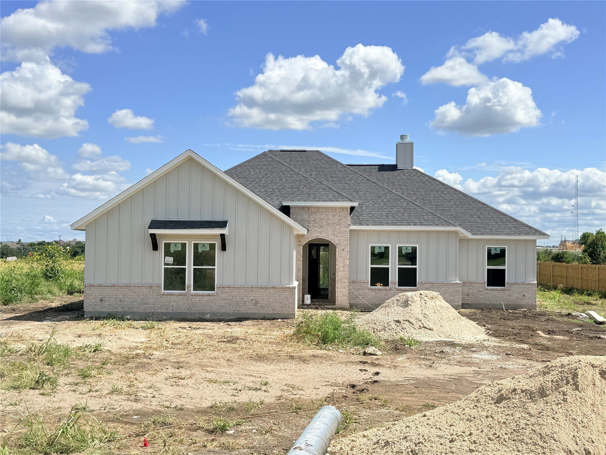 1012 Don Eve Court. Azle, TX 76020