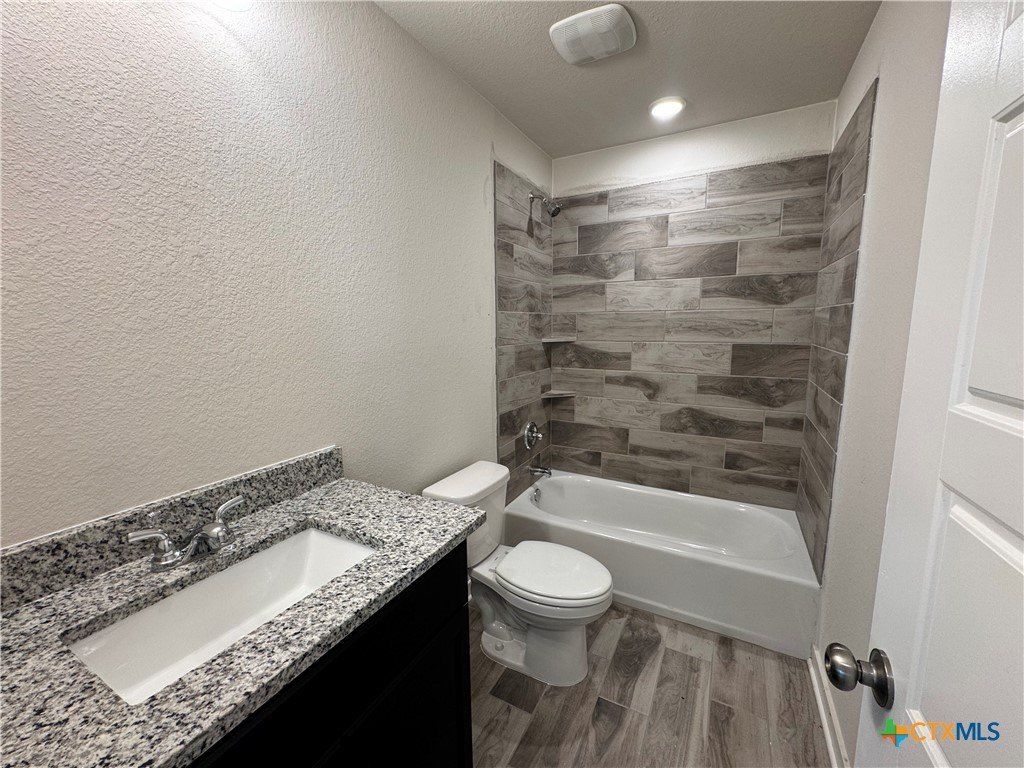 441 Presley Drive. Killeen, TX 76542