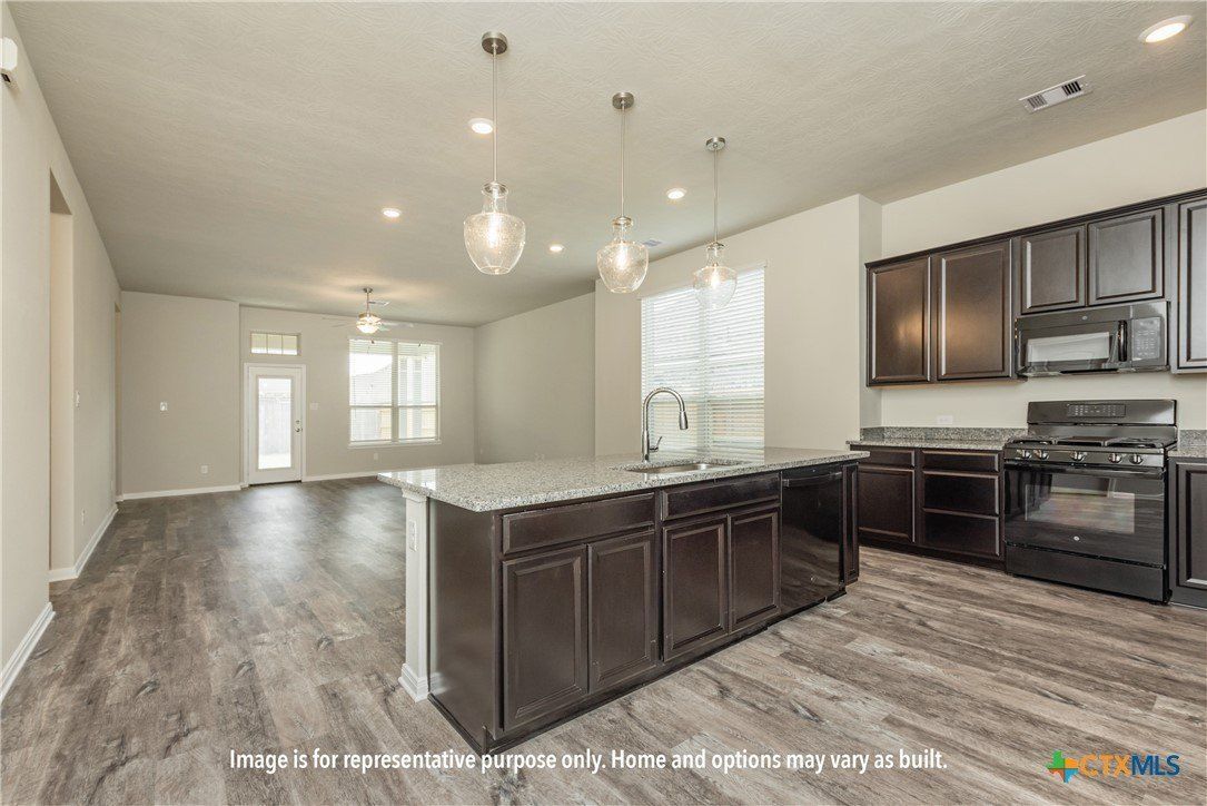1817 Hines Street. Nolanville, TX 76559