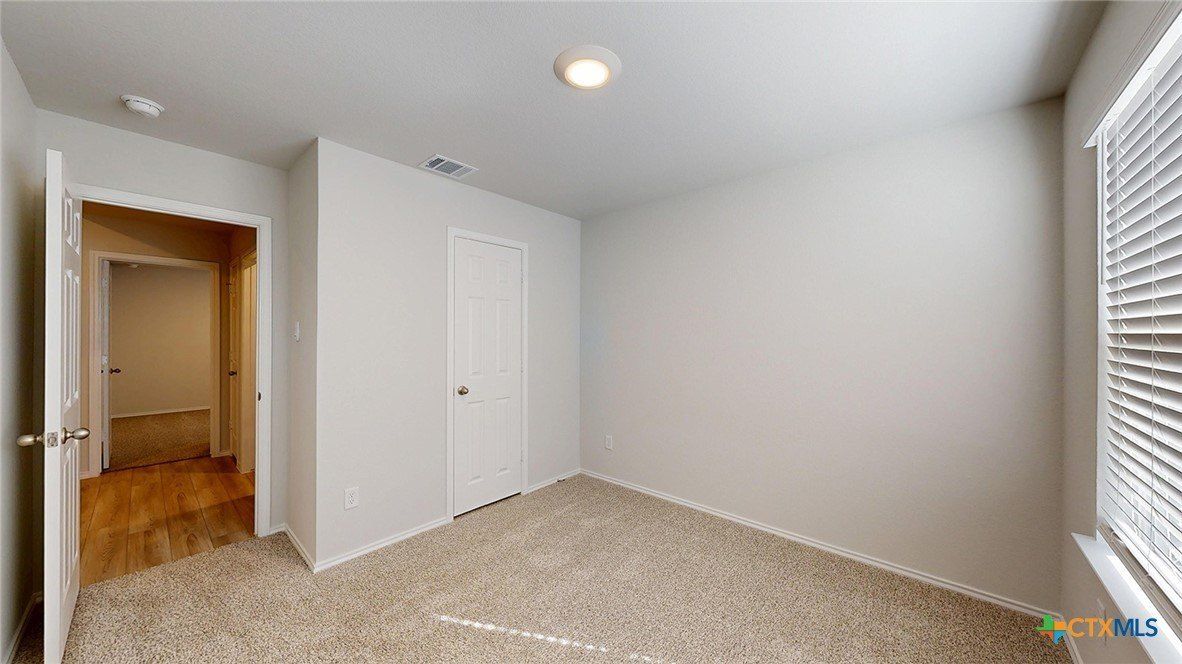 106 Hugh Drive. Killeen, TX 76542