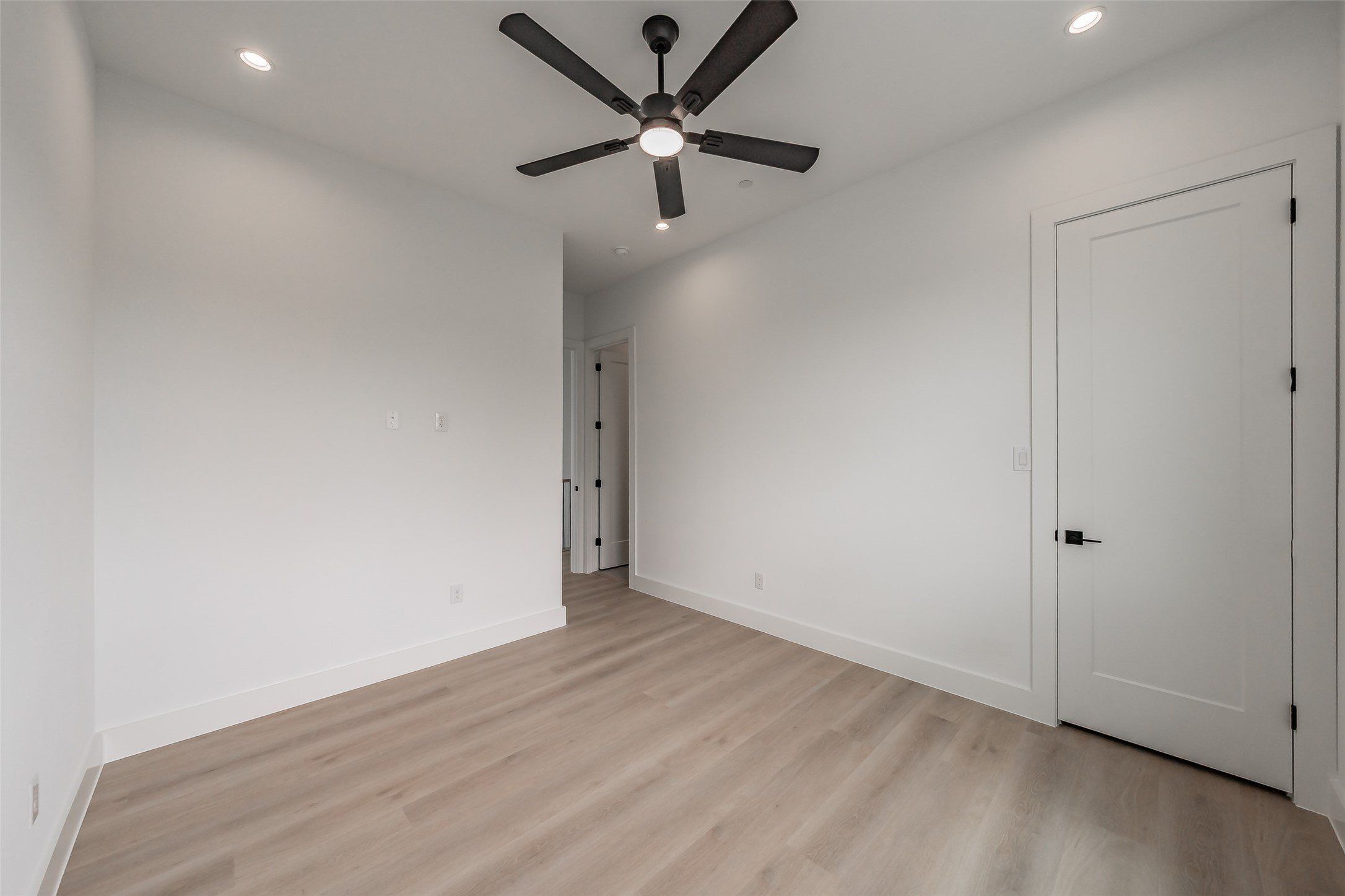 2523 Hondo Avenue. Dallas, TX 75219