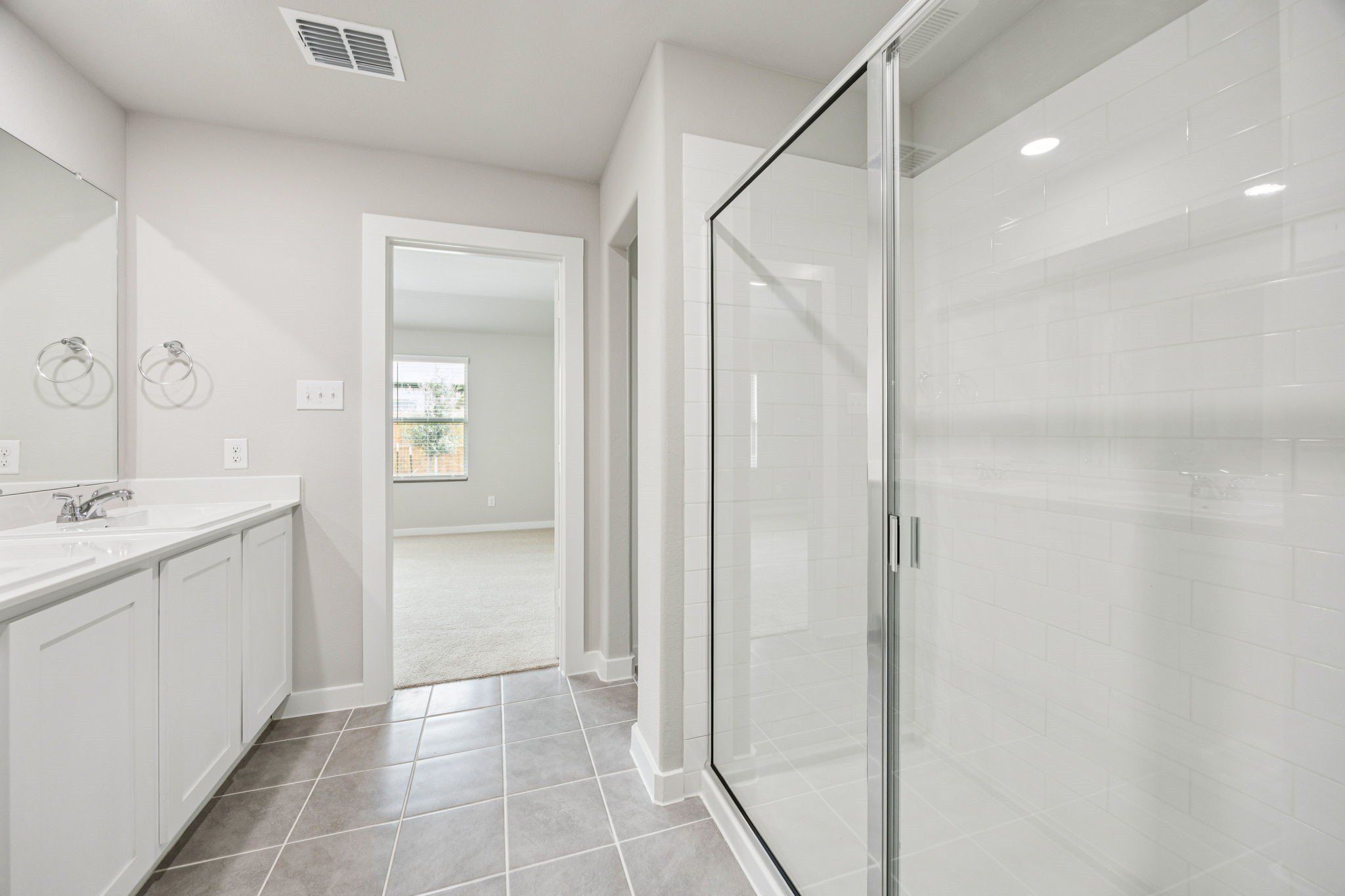 4009 Somerville Drive. Farmersville, TX 75442
