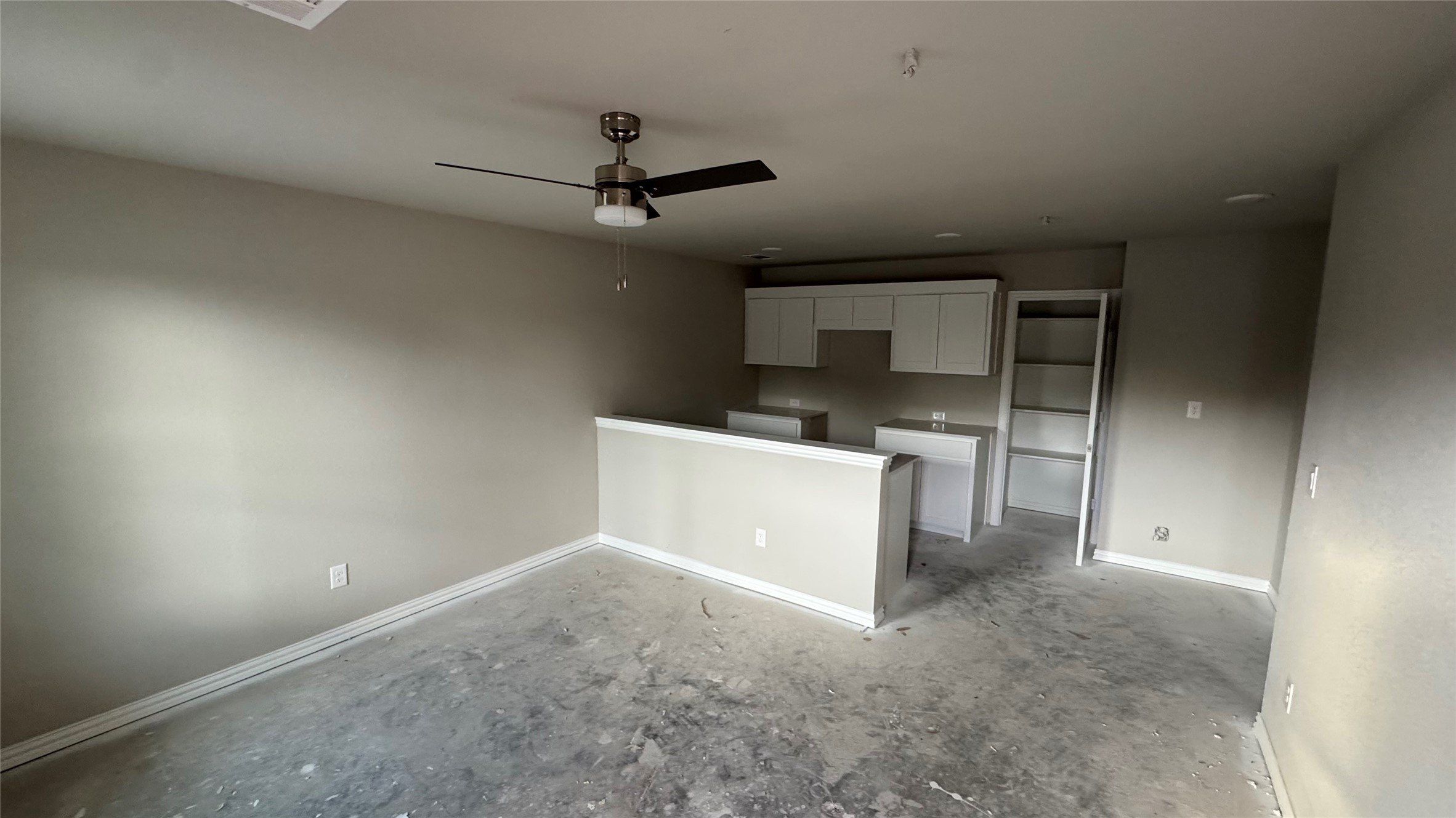 3013 Grey Wolf Circle. Denton, TX 76209