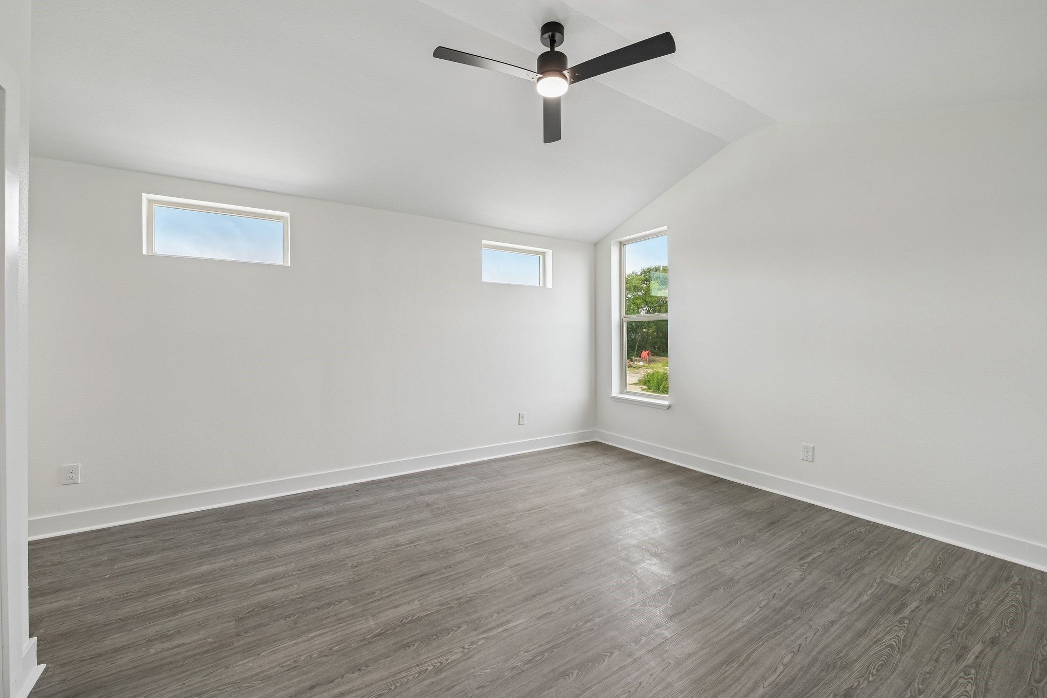 3769 Wenatche Drive. Dallas, TX 75233