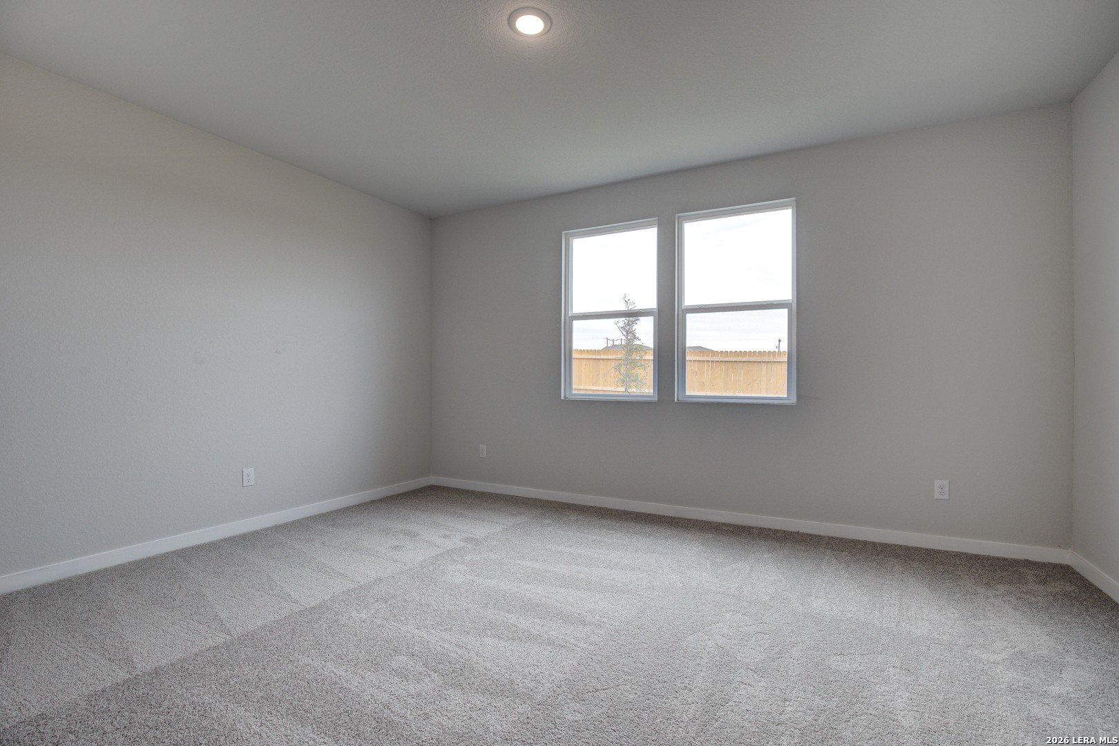2343 Crisp Gln. San Antonio, TX 78224