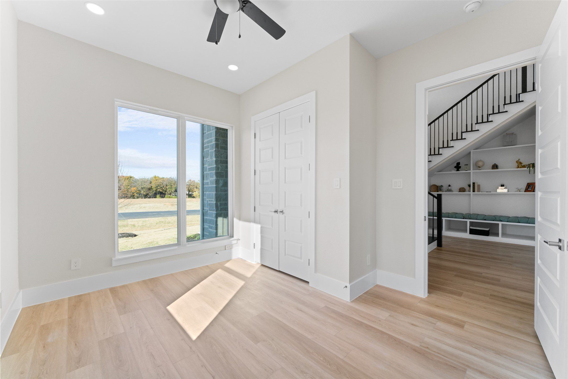 3415 Olympia Fields Drive. Burleson, TX 76028