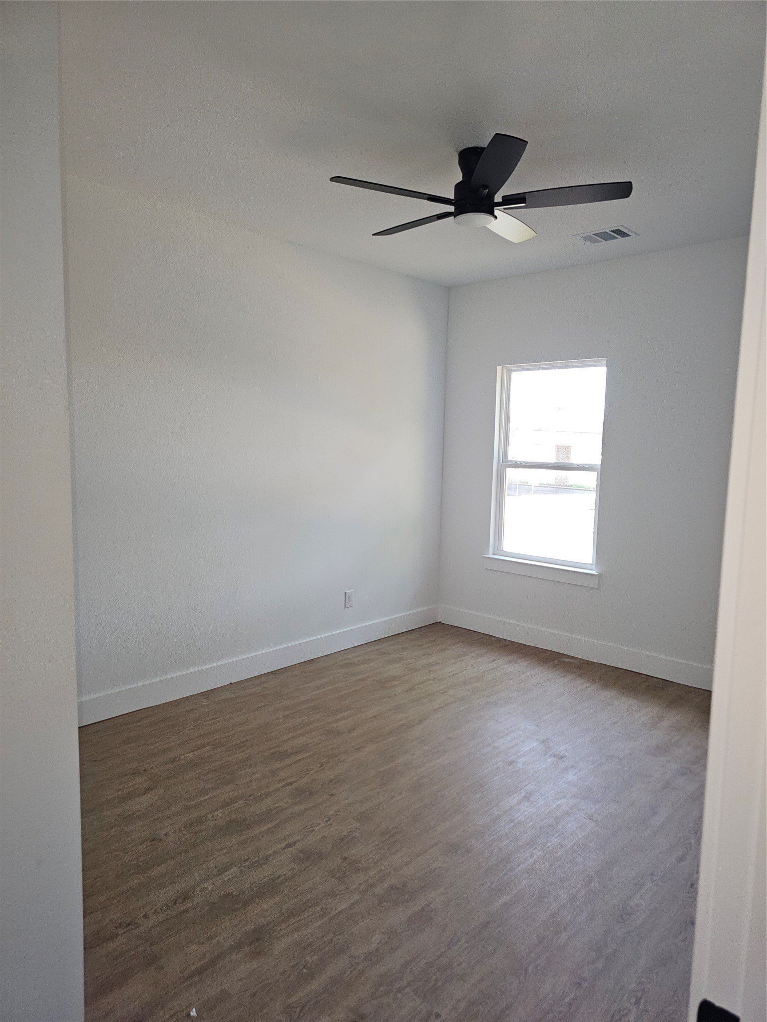 5031 Colonial Avenue. Dallas, TX 75215