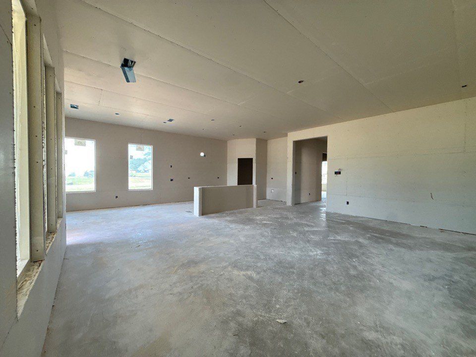 164 Oak Grove Way. Springtown, TX 76082