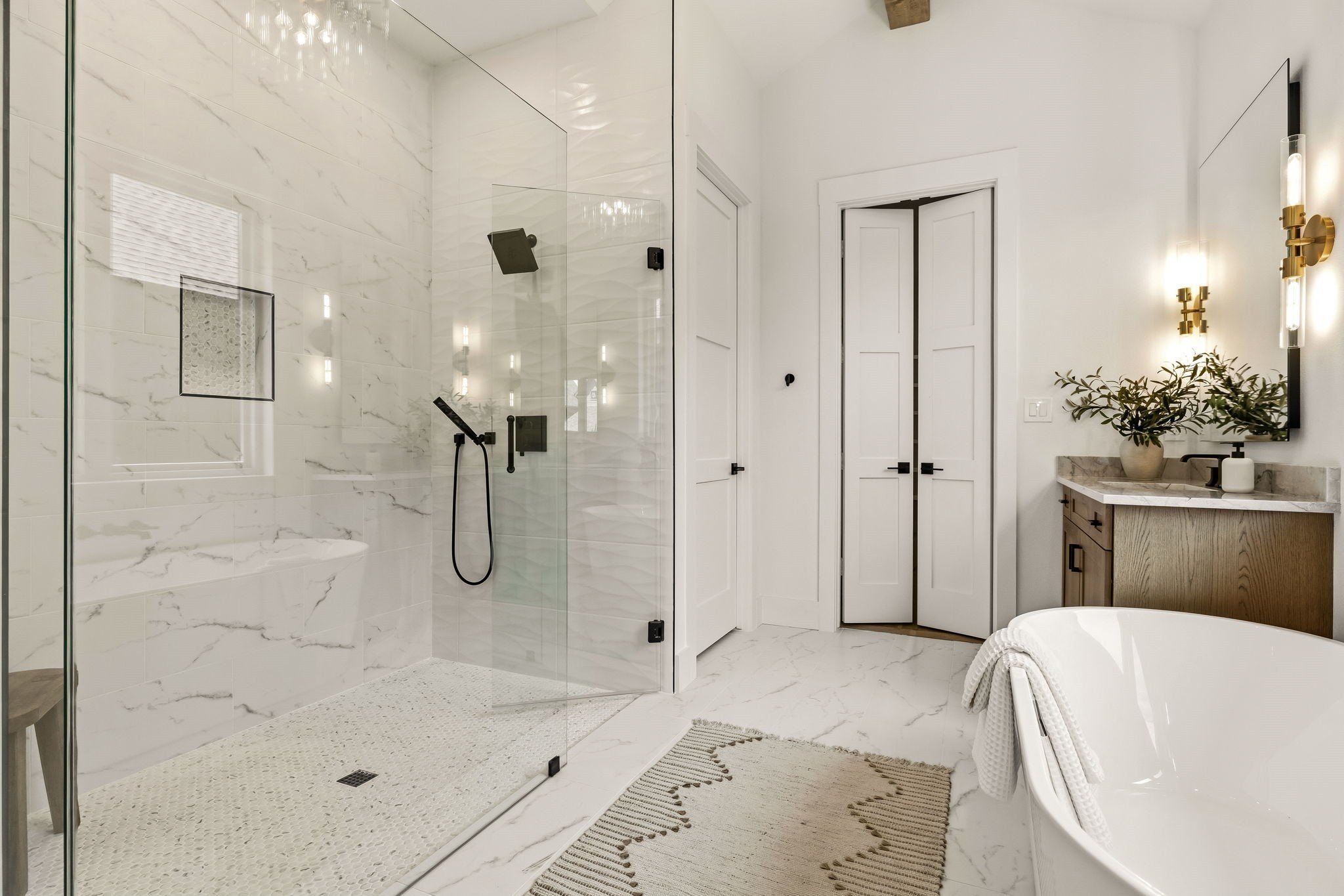 1217 Whisper Rock Drive. Rockwall, TX 75032