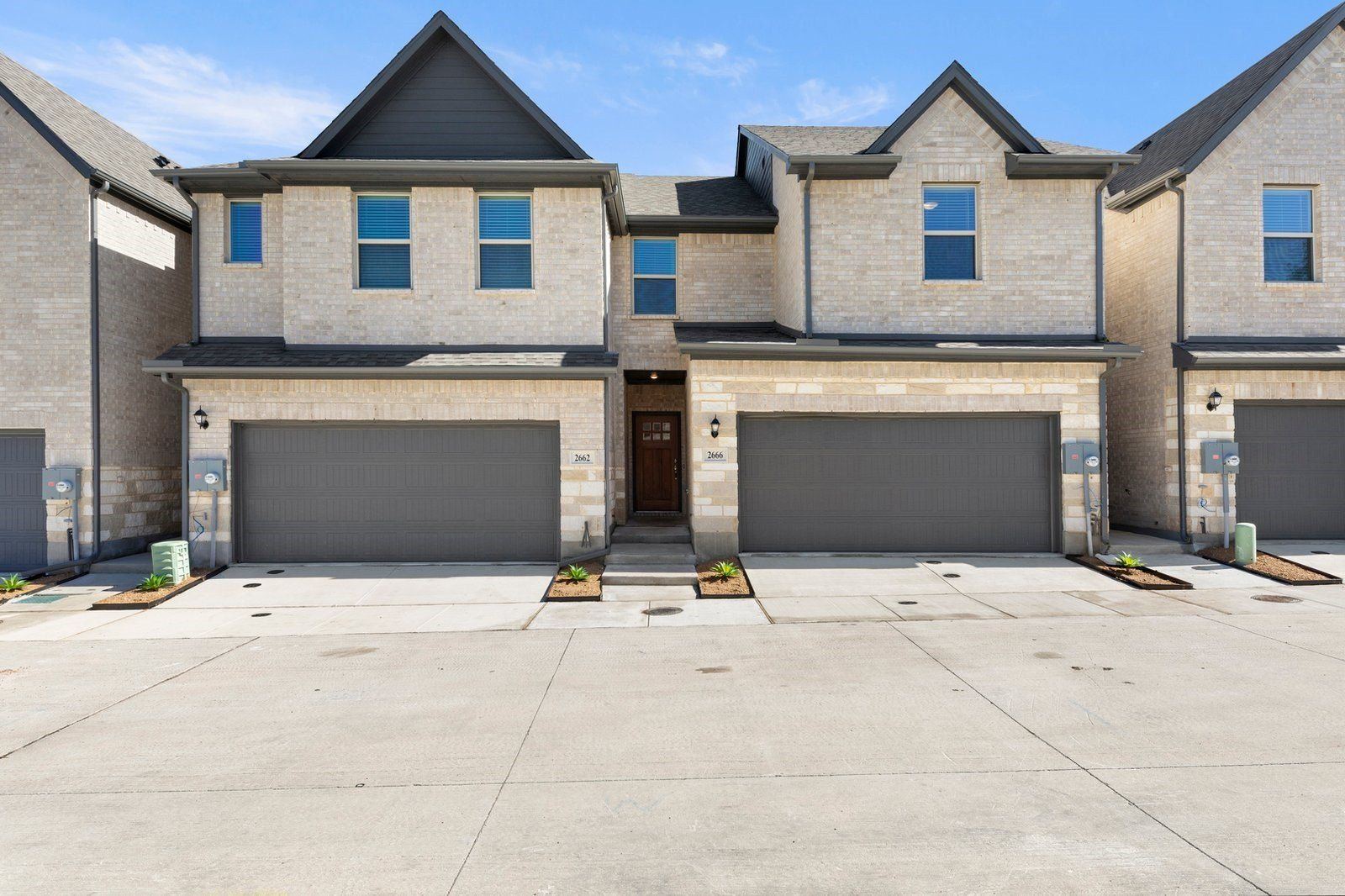 2606 Copper Breaks Street. Dallas, TX 75228