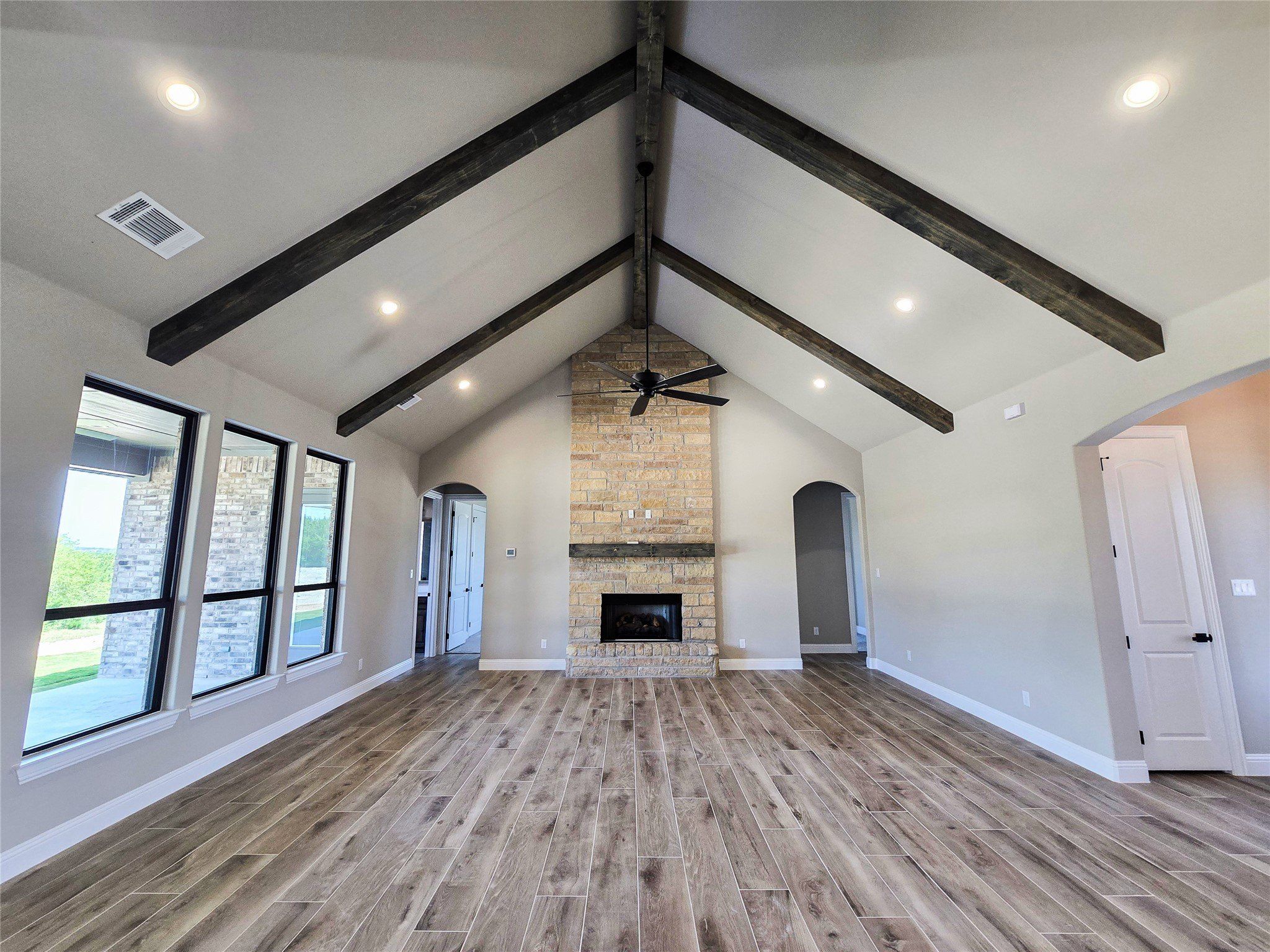 153 Fan Mill Trail. Weatherford, TX 76085