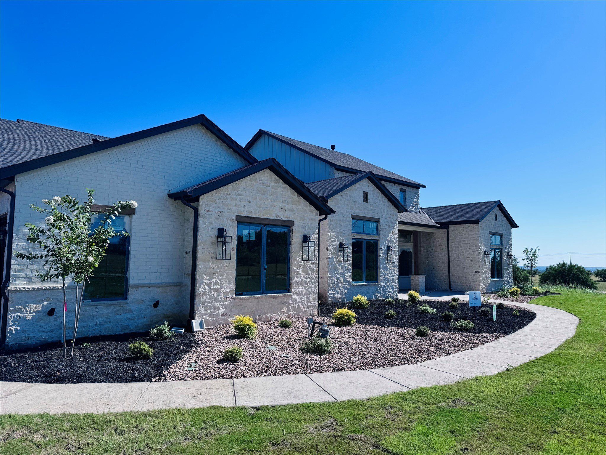 4009 Charleston Peak. Aledo, TX 76008