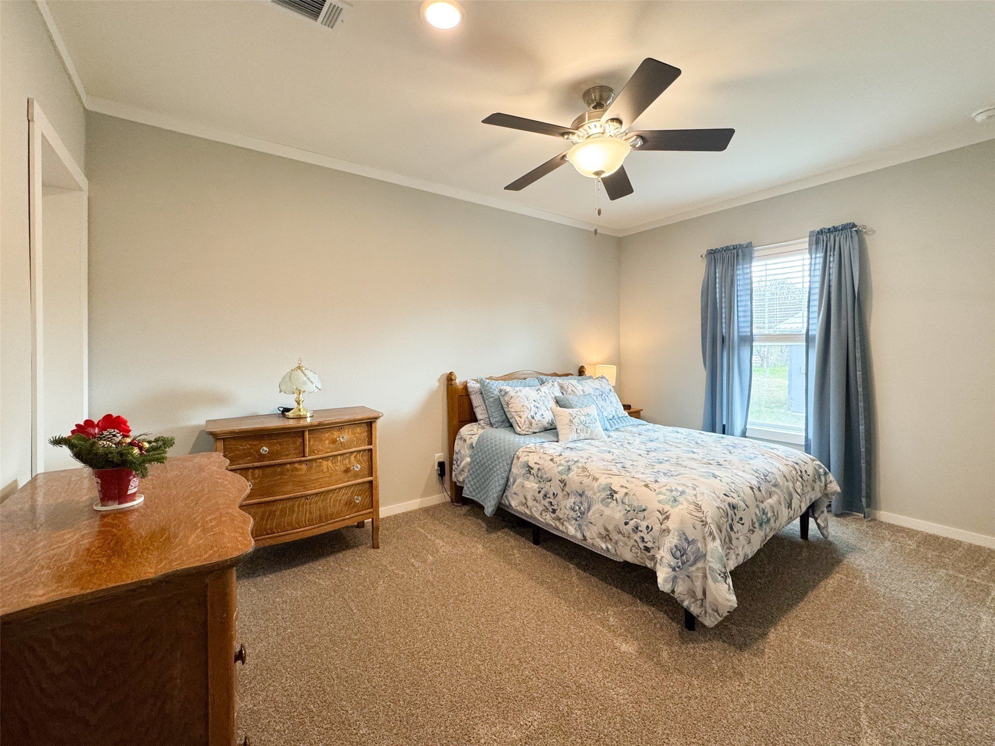 260 County Road 154. Gainesville, TX 76240
