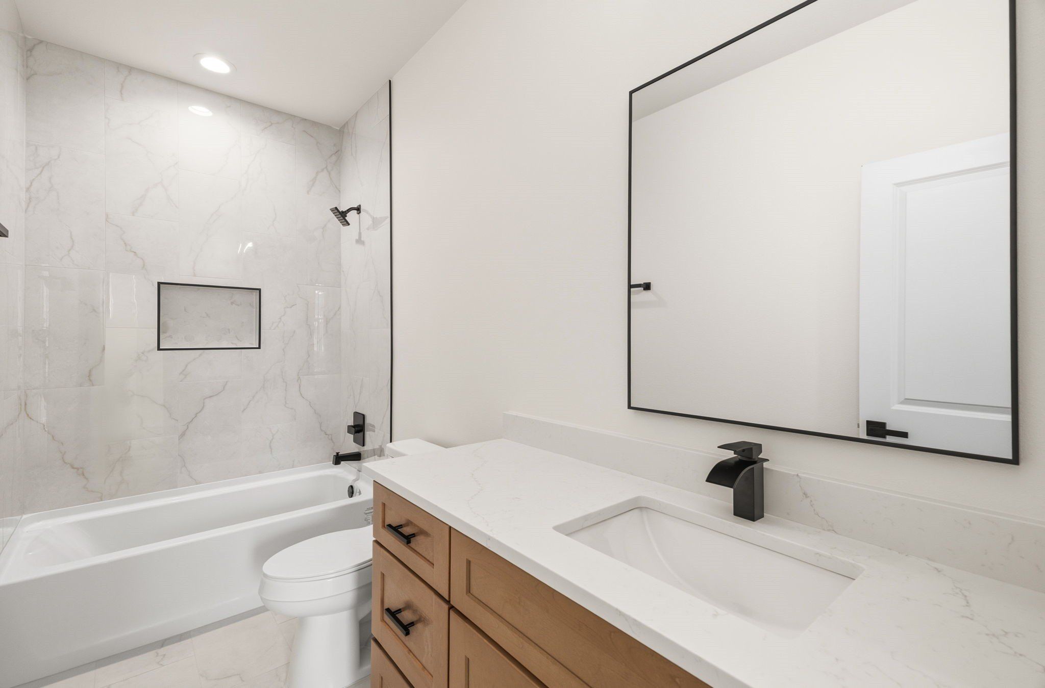 5220 Farnsworth Avenue. Fort Worth, TX 76107