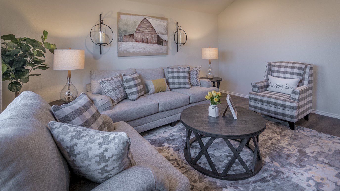1421 Oak Valley. Denton, TX 76209