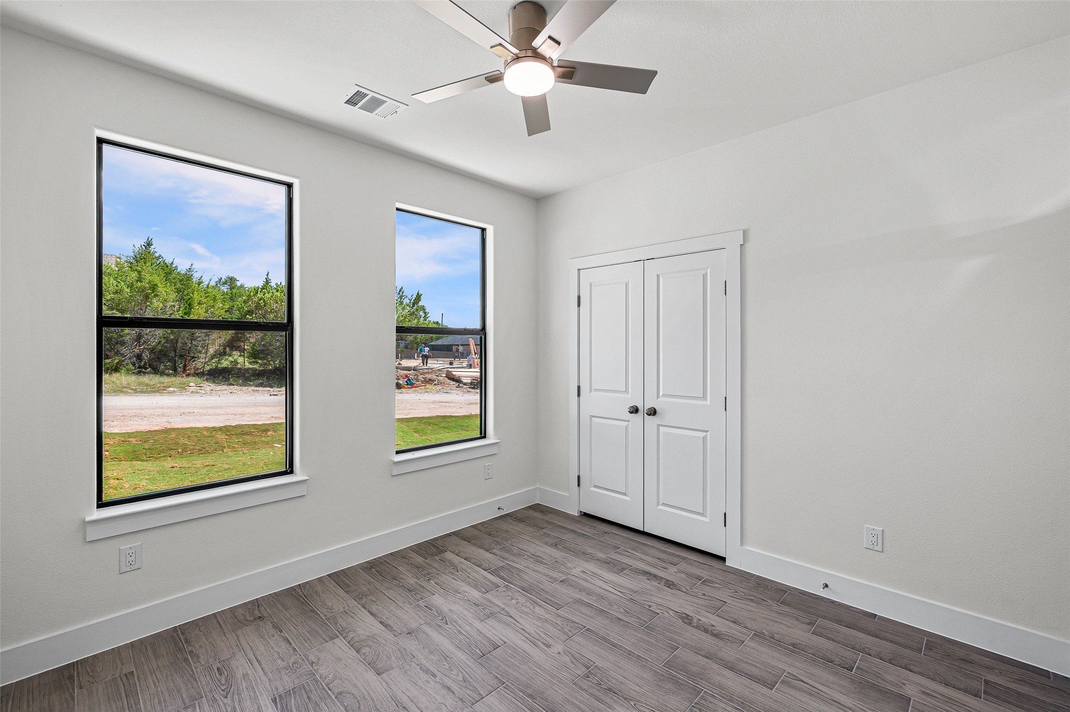 2628 White Rock Drive. Granbury, TX 76048