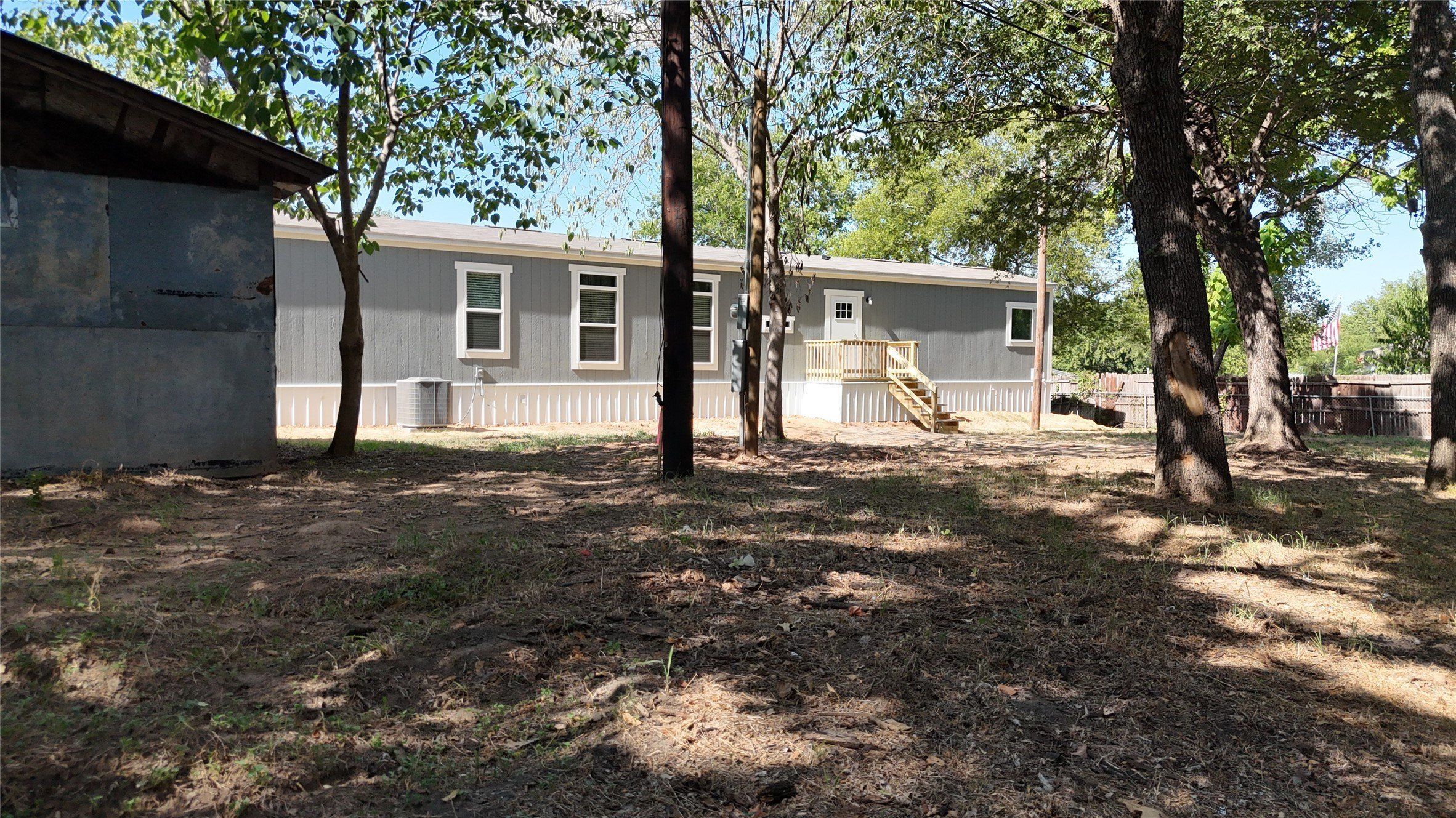 7151 Alcove Street. Azle, TX 76020