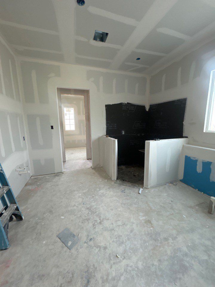1103 Perrin Lane. Van Alstyne, TX 75495