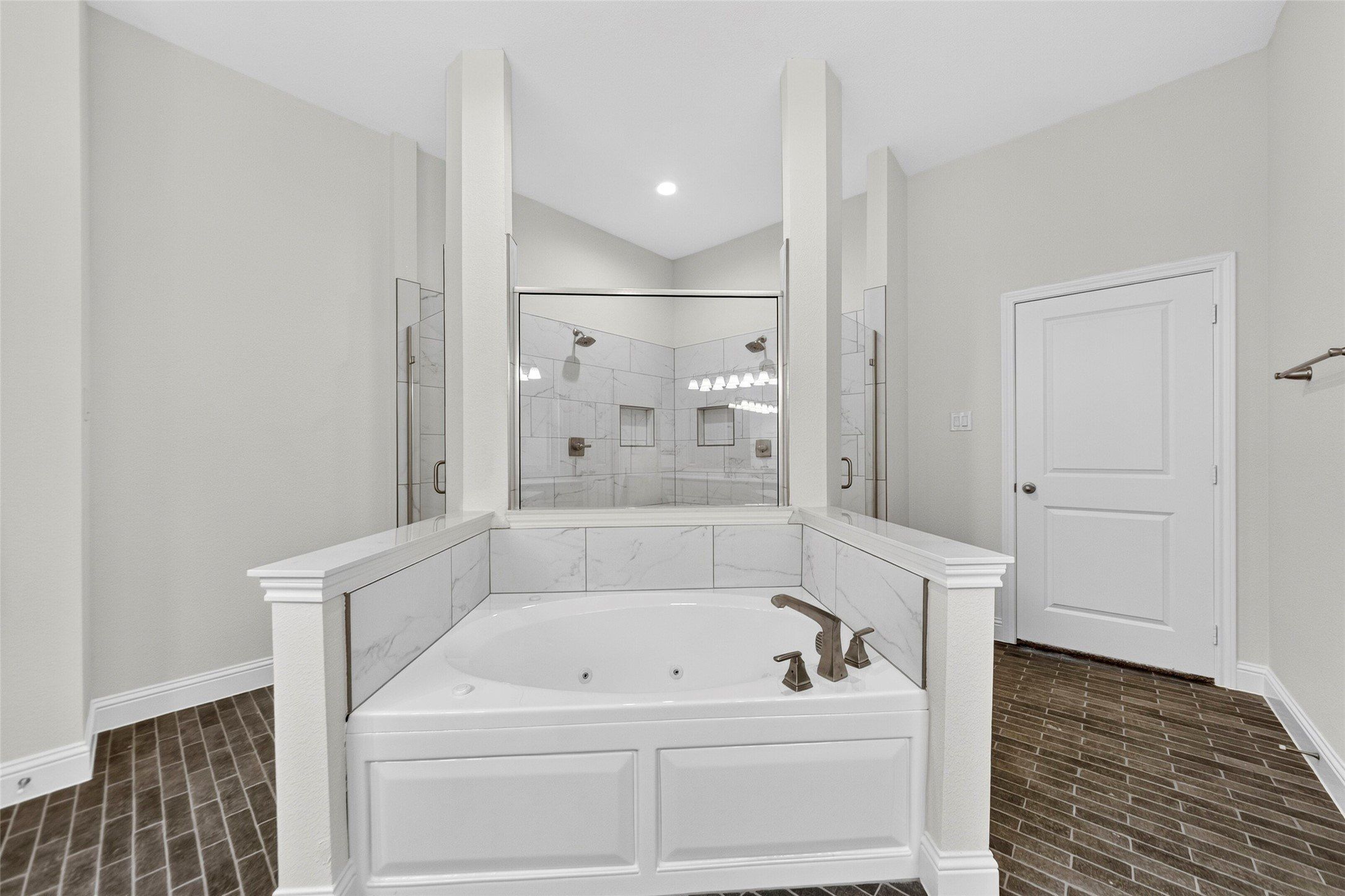 1209 Deerfield Drive. Wills Point, TX 75169