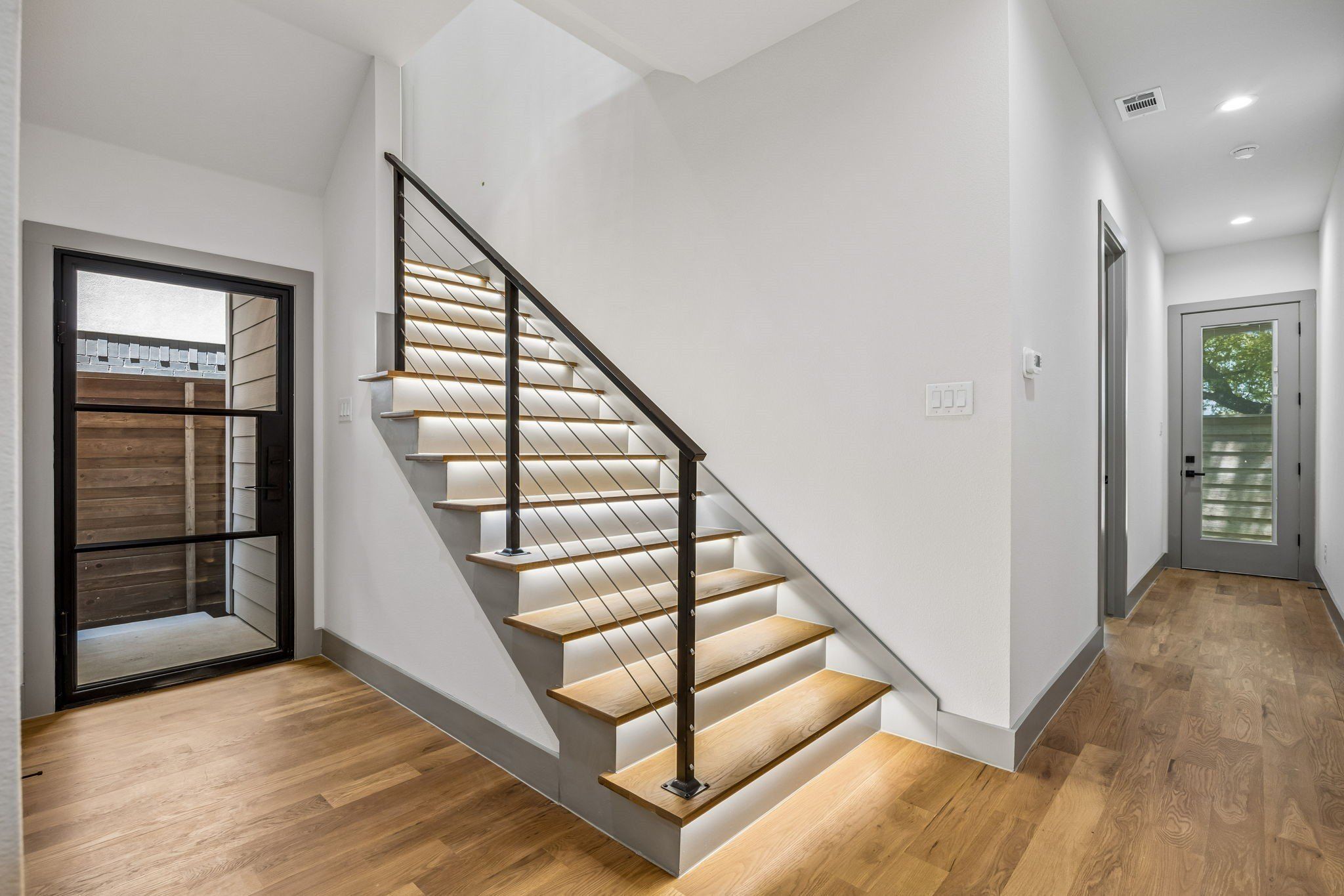 412 Avenue L. Dallas, TX 75203