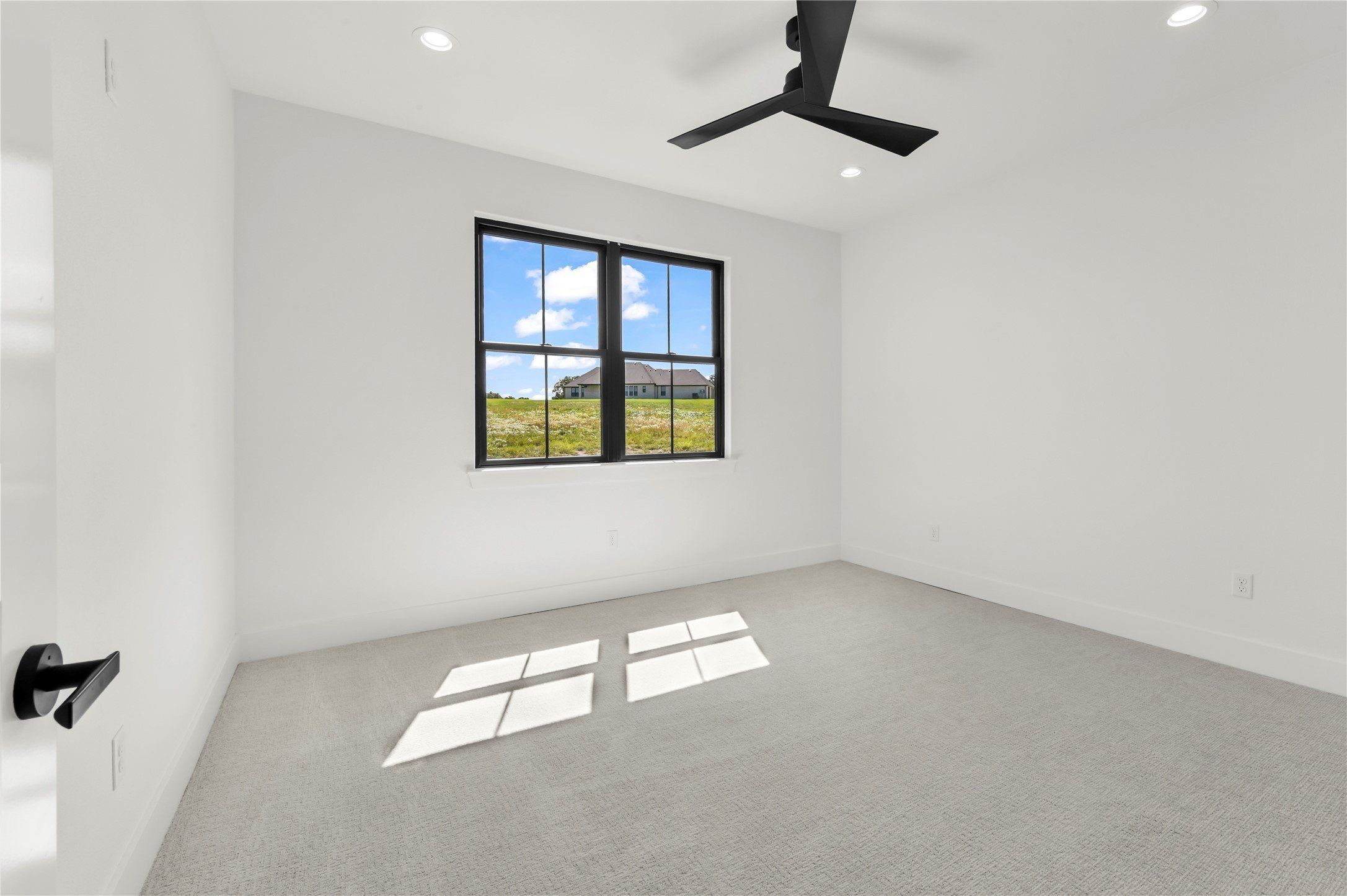 617 Hondo Crossing. Weatherford, TX 76087
