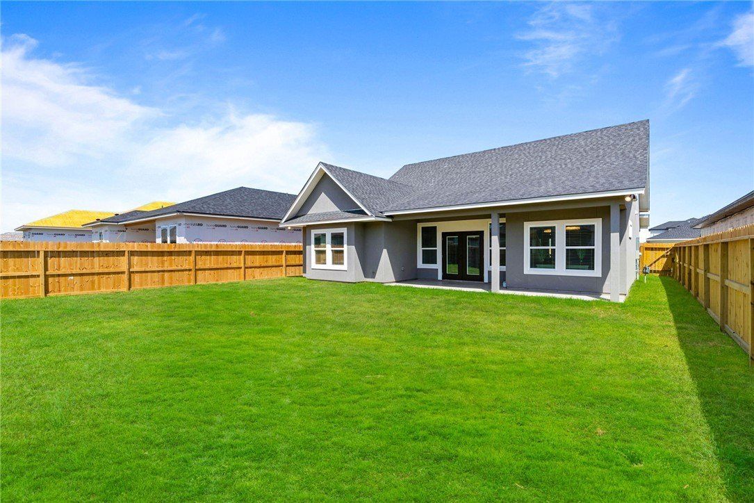4121 Talbot Drive. Corpus Christi, TX 78414
