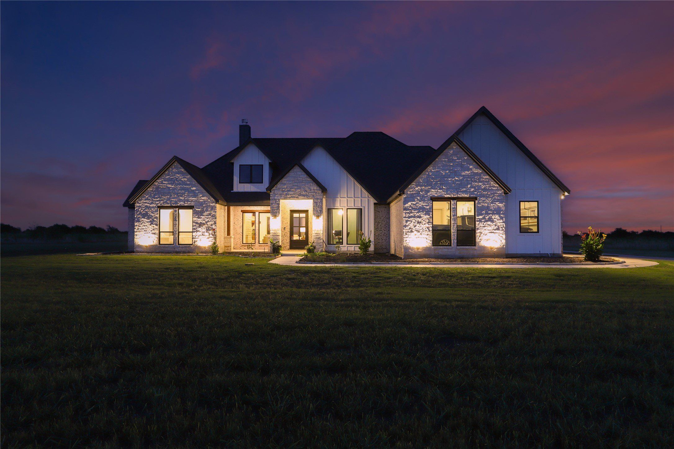 12262 Fm 1384. Justin, TX 76247