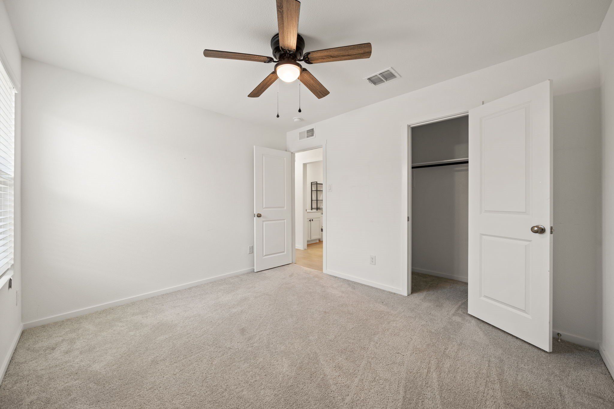 3332 Watterson Way. Crandall, TX 75114
