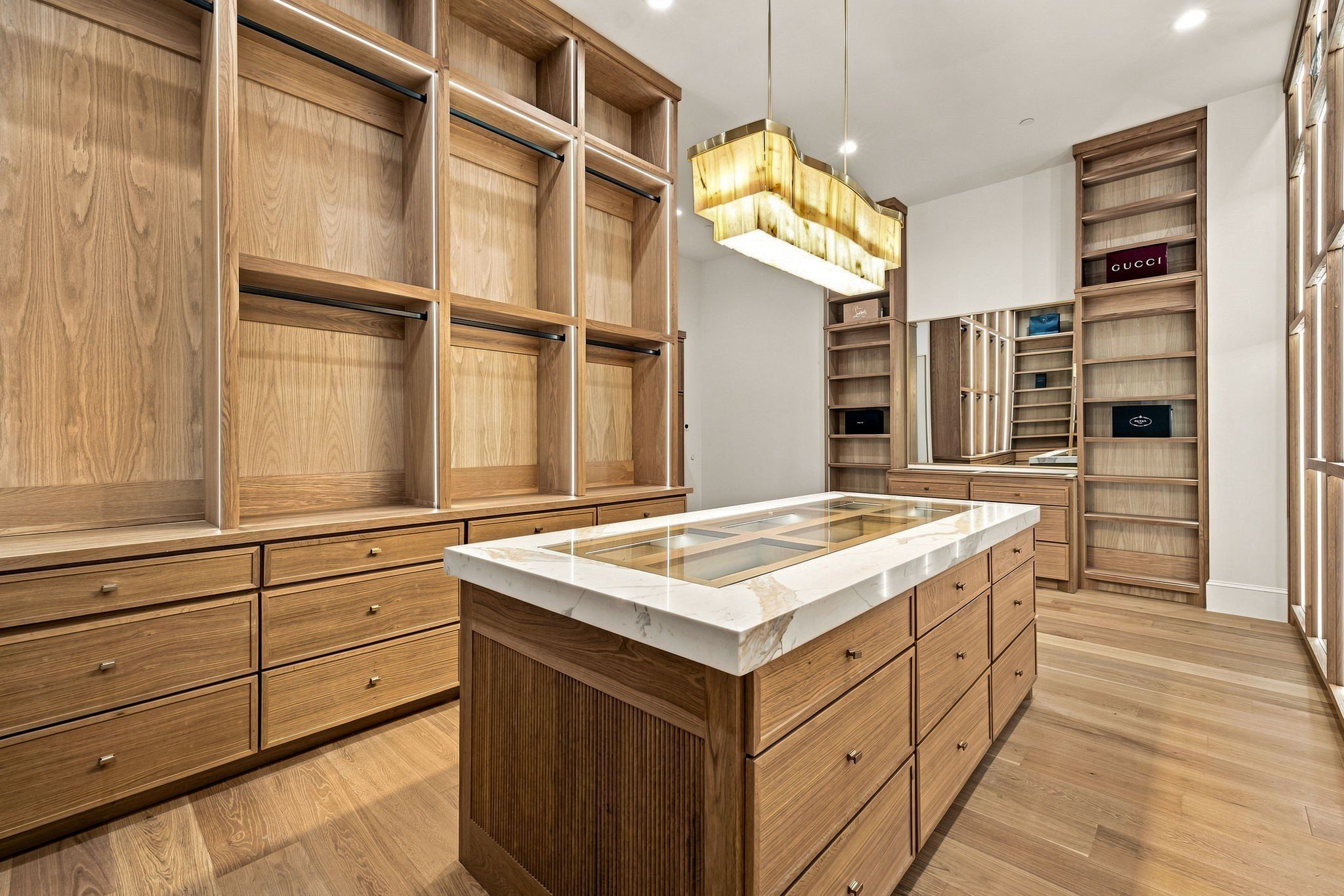 9421 Thornberry Lane. Dallas, TX 75220