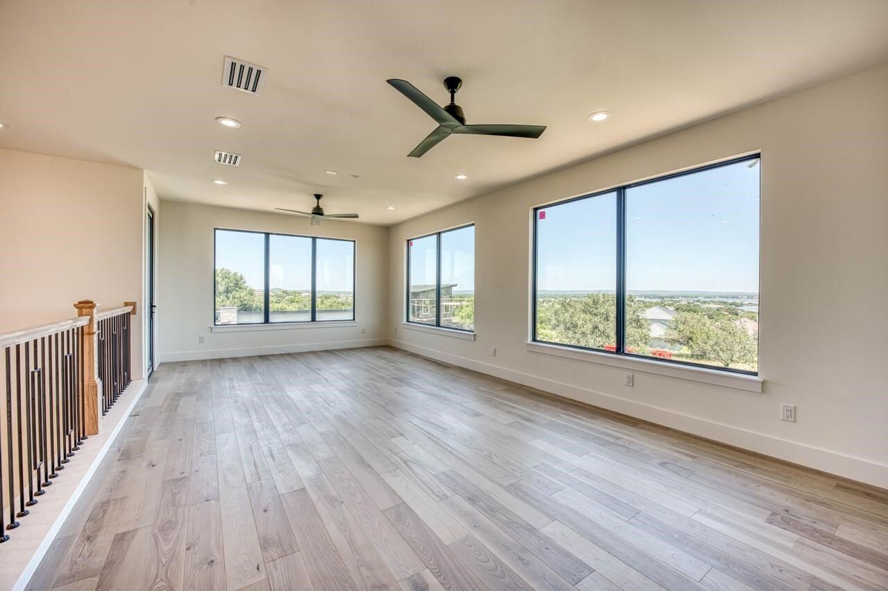 322 Spider Valley. Horseshoe Bay, TX 78657
