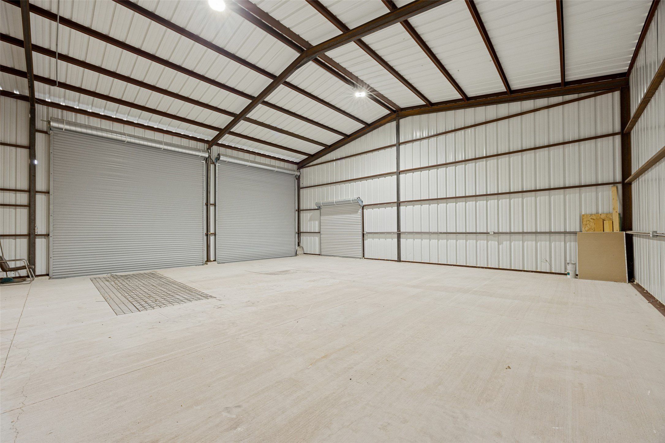 7186 State Highway 24. Commerce, TX 75428