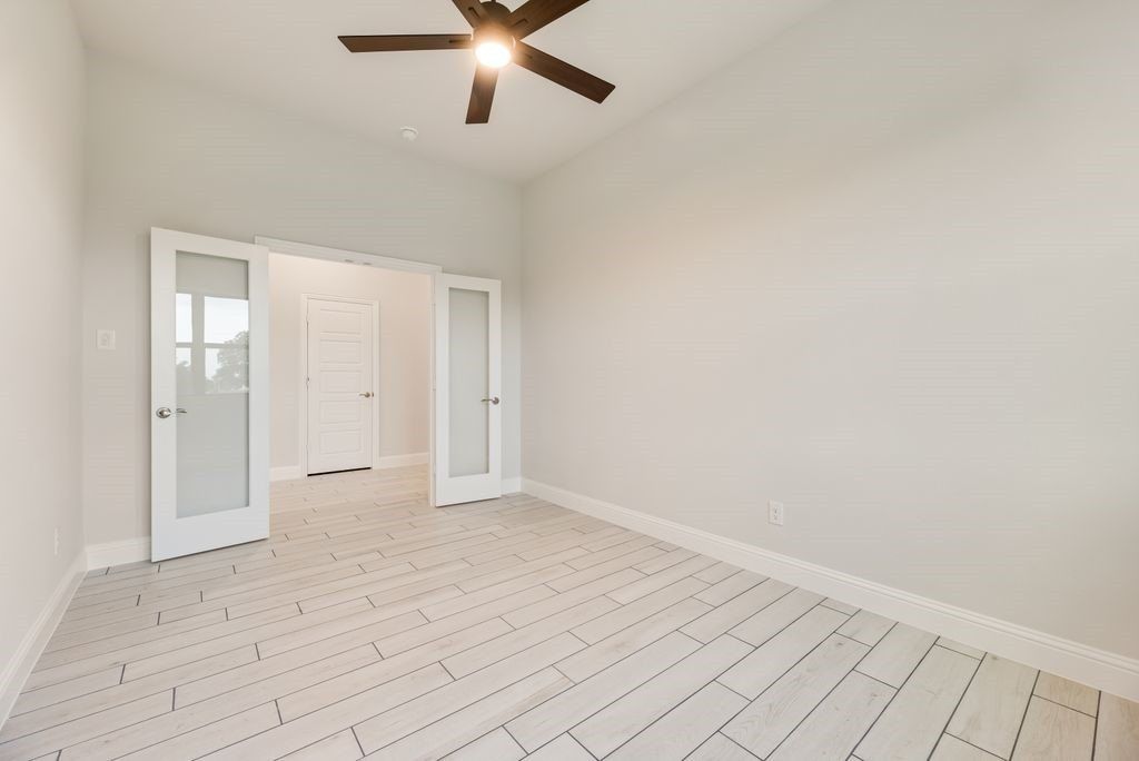 5004 Taylor Trail. Sanger, TX 76266