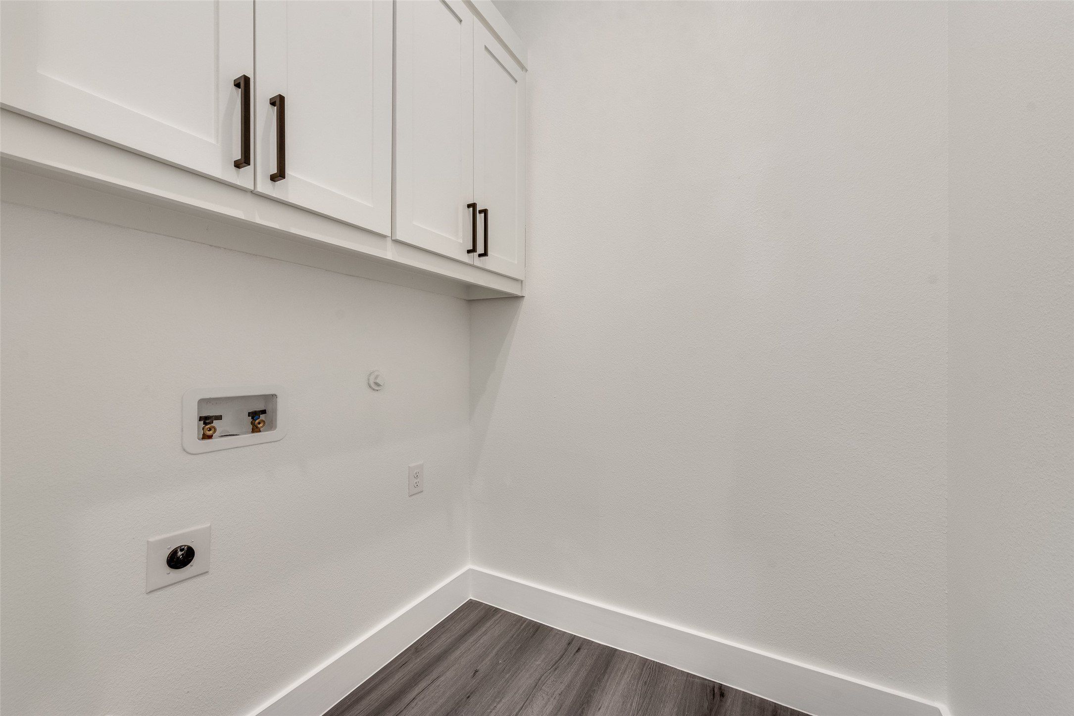 3811 Aransas Street. Dallas, TX 75212