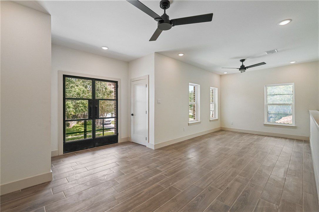 223 Rosebud Avenue. Corpus Christi, TX 78404