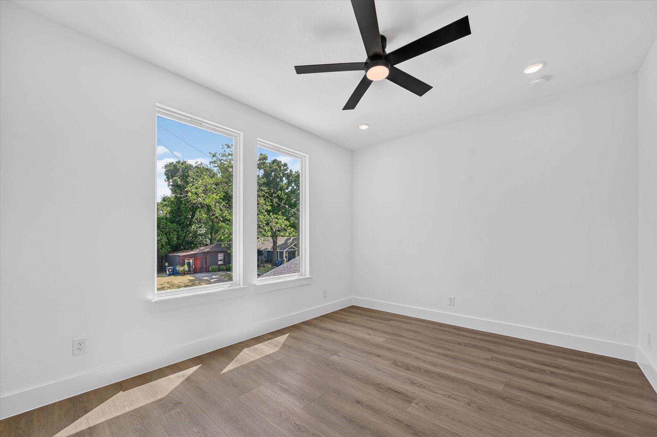 2835 Macon Street. Dallas, TX 75215