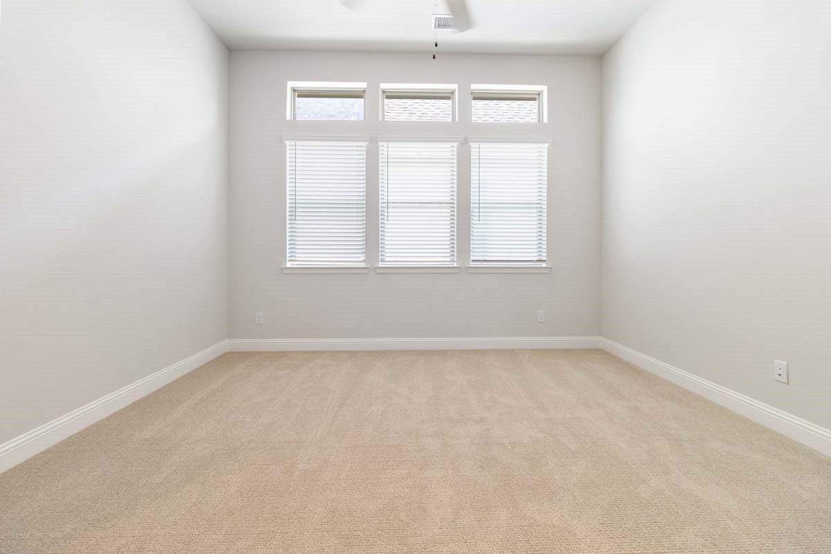 3416 La Escalera Pass. Royse City, TX 75189
