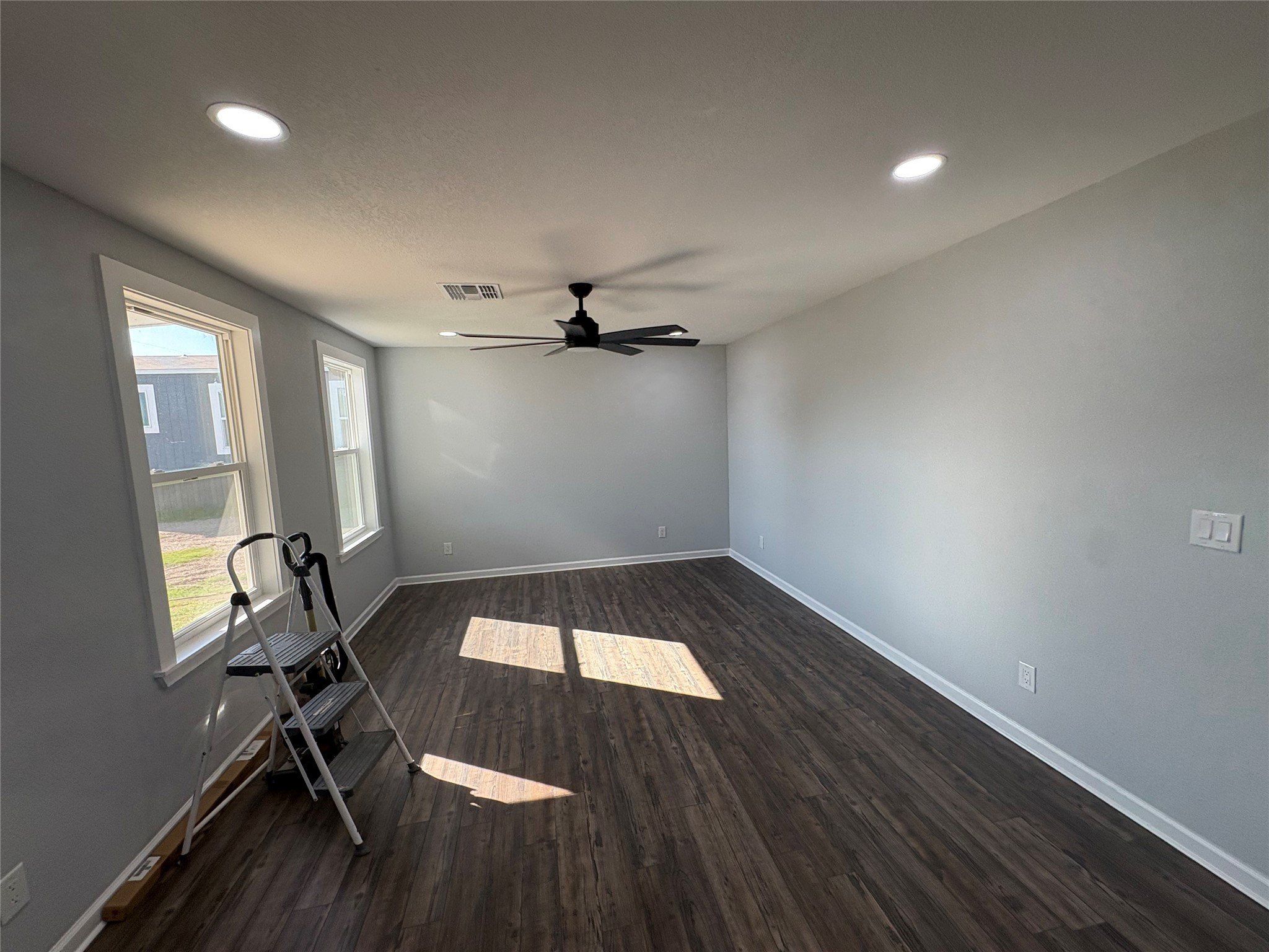 216 Balckfoot. Quitman, TX 75783
