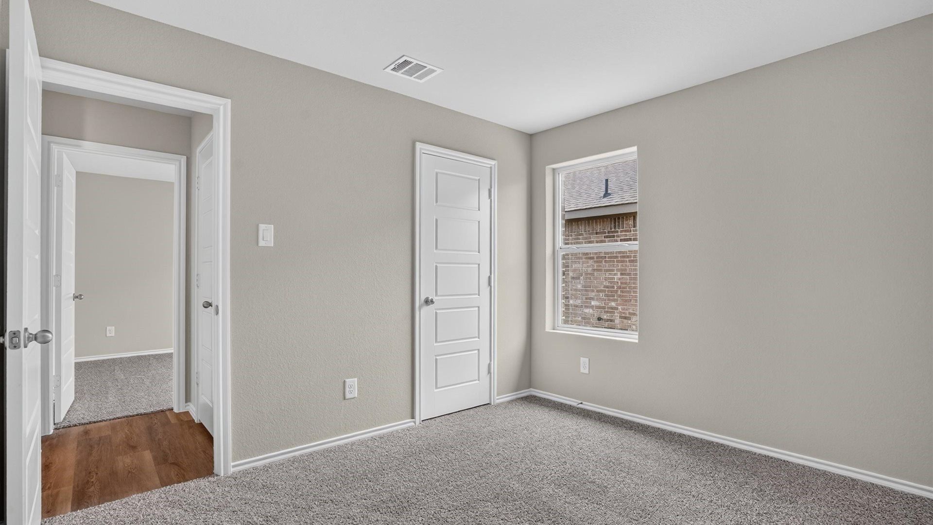345 Wayland Street. Keene, TX 76059