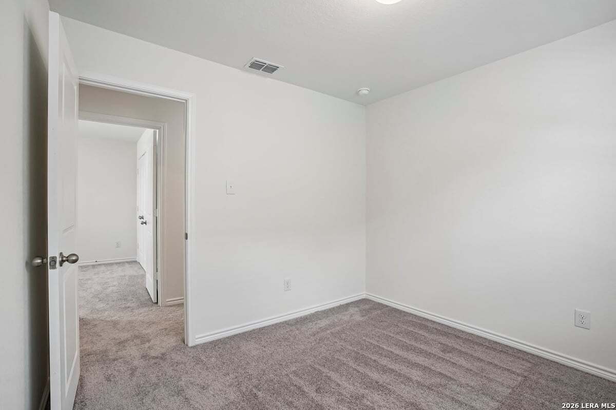 5030 Big Oak Run. Elmendorf, TX 78112