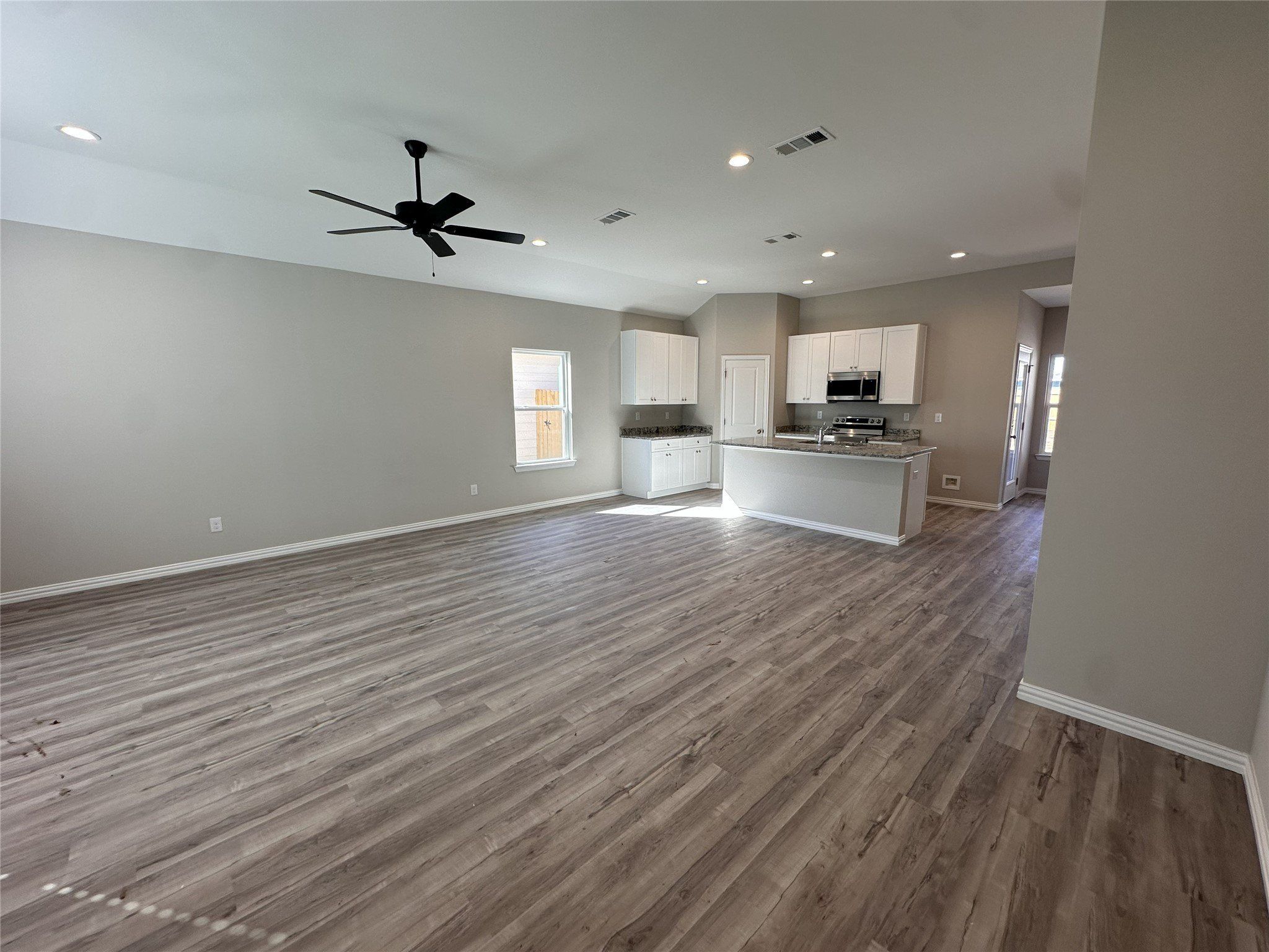 4704 Delano Street. Greenville, TX 75401